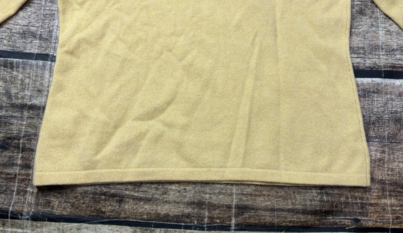 Other Wendy B Cashmere Sweater Women Medium V-Neck Pullover Yellow Size M / US 6-8 / IT 42-44 - 7 Thumbnail