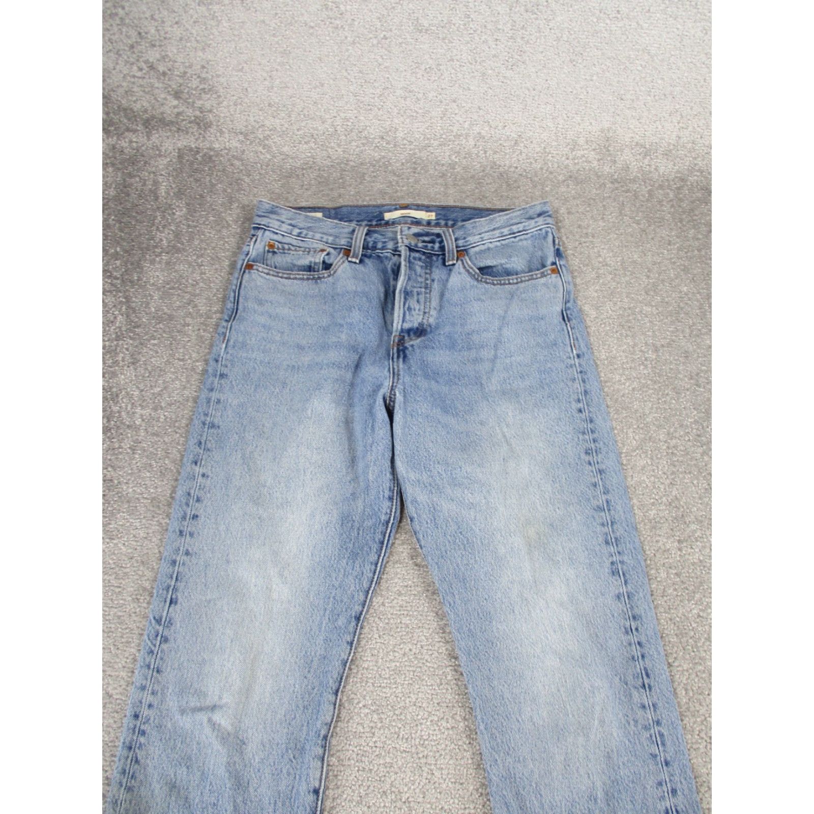 Levi's Levi's Wedgie Jeans Womens 27 Light Wash Denim Button Fly Frayed Hem Blue 27 Jeans Women's Tapered High Rise Casual 90s+ Mens? Size 27" / US 4 / IT 40 - 4 Thumbnail