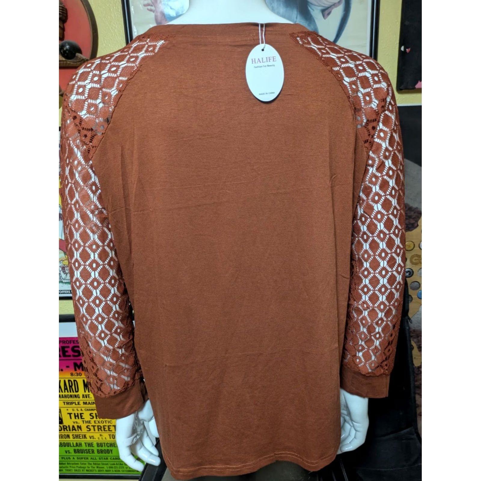 Alife VINTAGE Halife Womens Long Sleeve Shirt Lace Sleeves Blouse Rust Brown NEW NWT 2XL Rayon 2XL Womens Blouse Long Sleeve Crew Neck Lace Bodice Brown Size XXL / US 16-18 / IT 52-54 - 3 Thumbnail