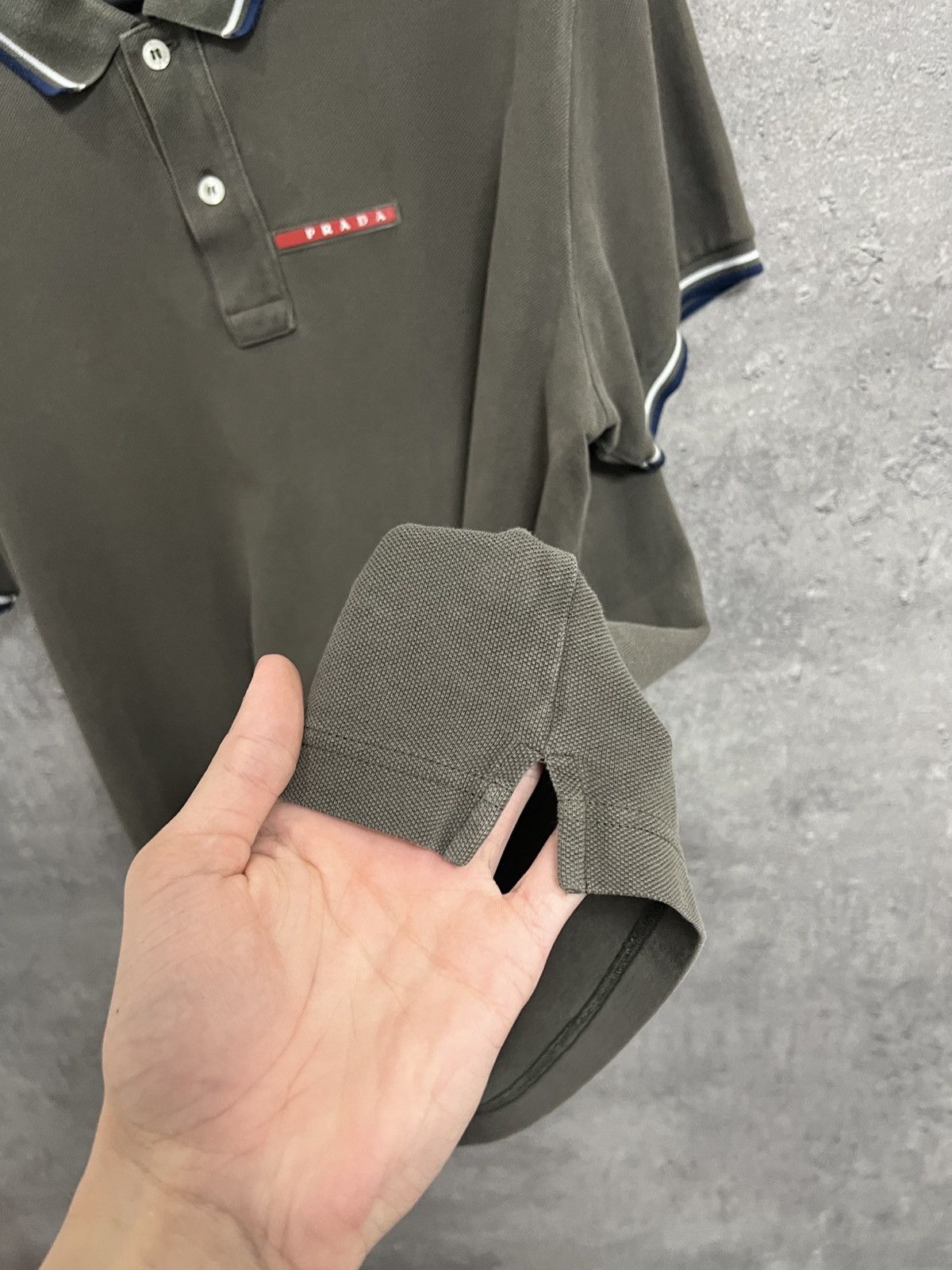 Prada Prada Polo Red Tab T Shirt Size US M / EU 48-50 / 2 - 5 Thumbnail