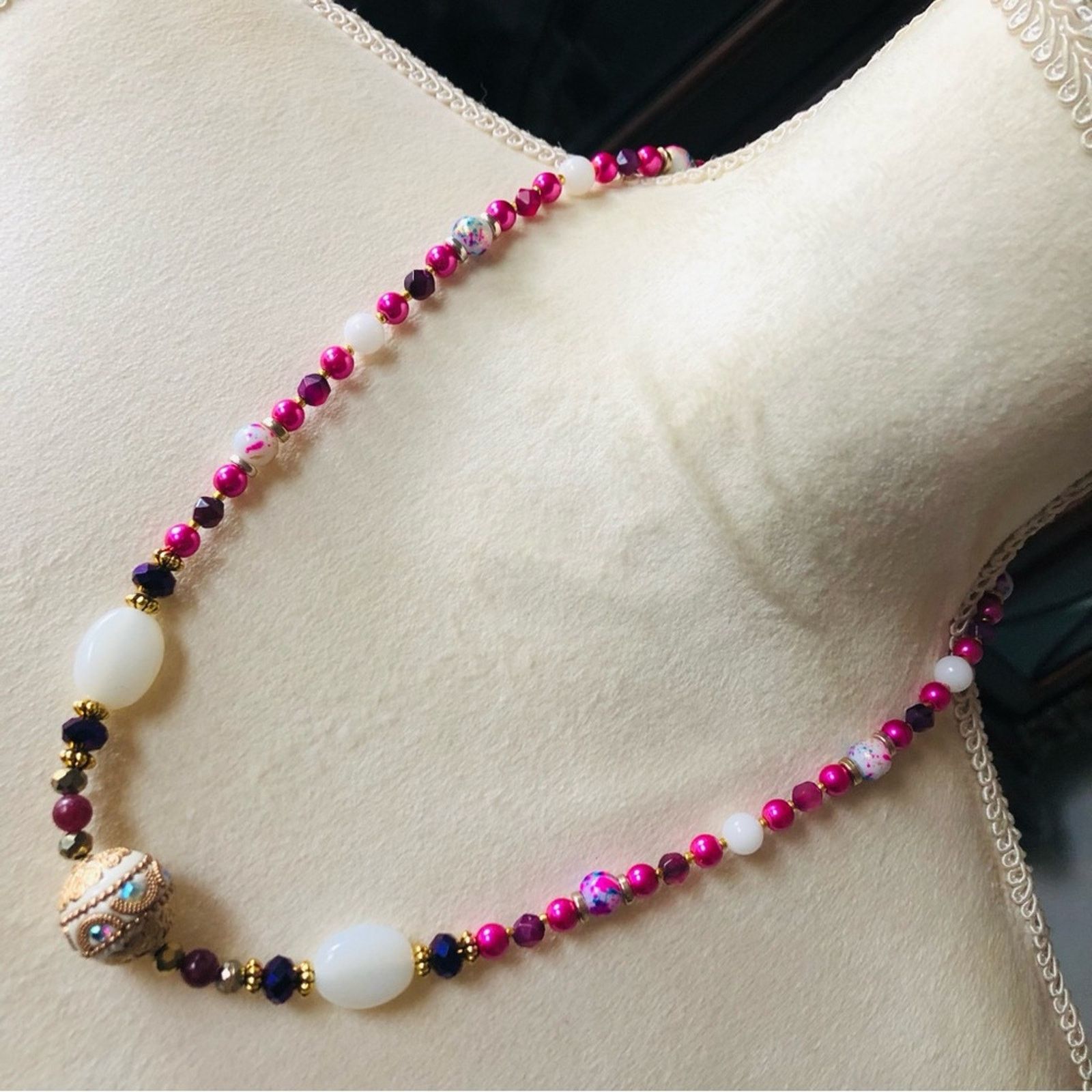 Handmade Handcrafted repurpose filigree milk glass garnet necklace Size ONE SIZE - 1 Thumbnail