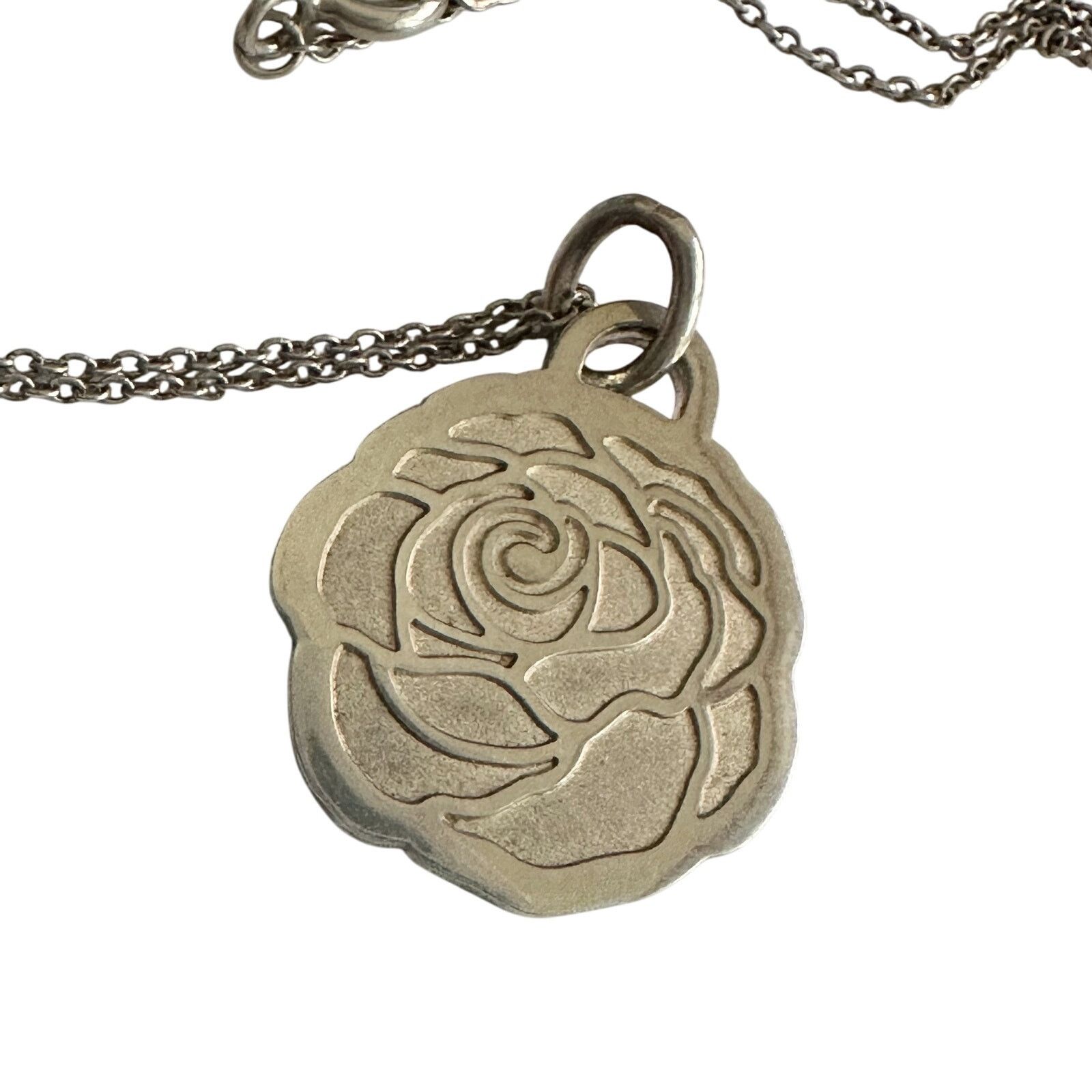 Tiffany & Co. Tiffany and Co GO WOMEN 2017 Rose Necklace 16" Size ONE SIZE - 15 Thumbnail