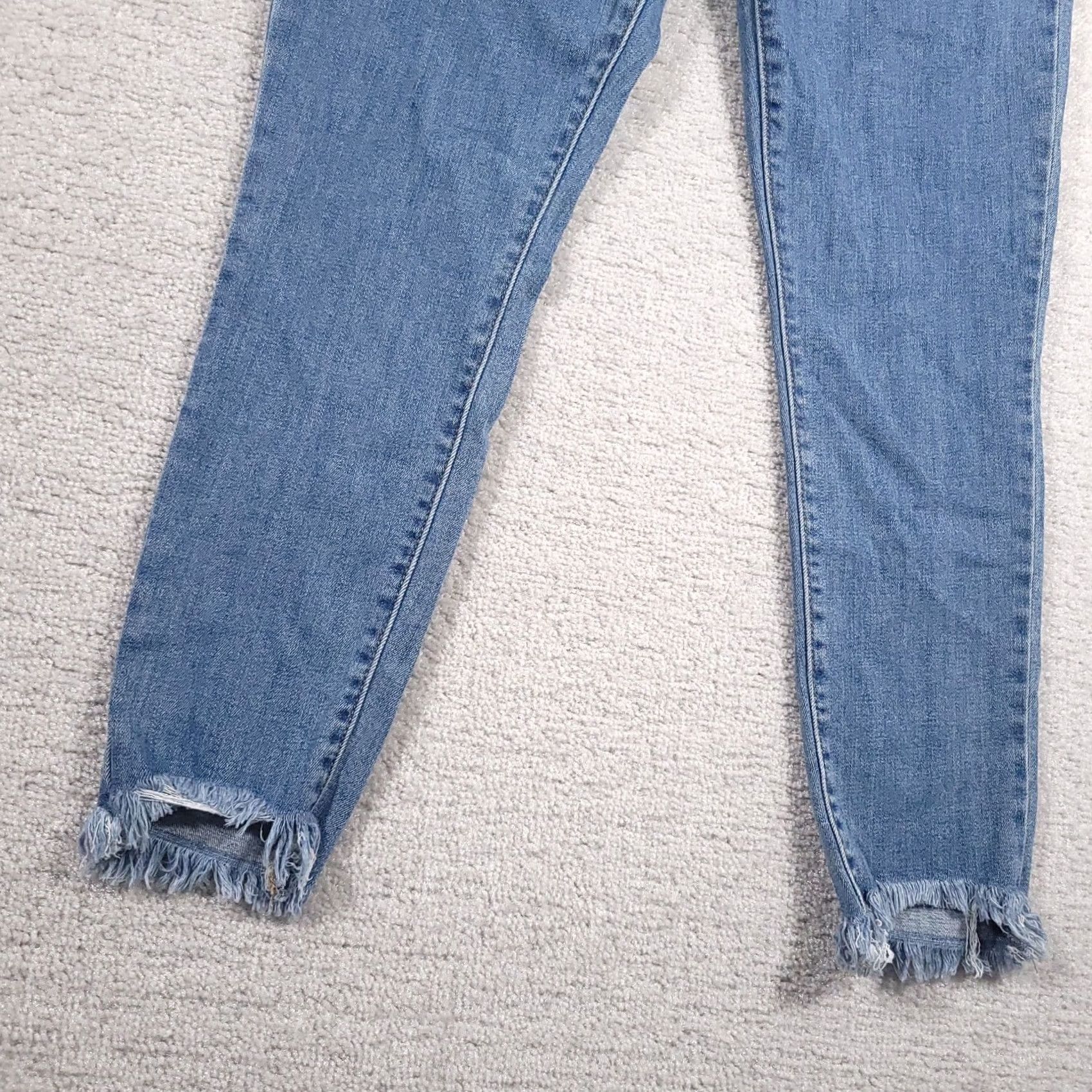 Levi's Levi's 721 High-Rise Skinny Akle Raw Him Dostressed Medium Wash Denim Womens 32 Size ONE SIZE - 4 Thumbnail