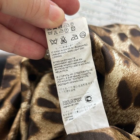 Dolce & Gabbana Dolce & Gabbana Black Leopard Print Lined Pencil Skirt Darte Size 27" / US 4 / IT 40 - 9 Thumbnail