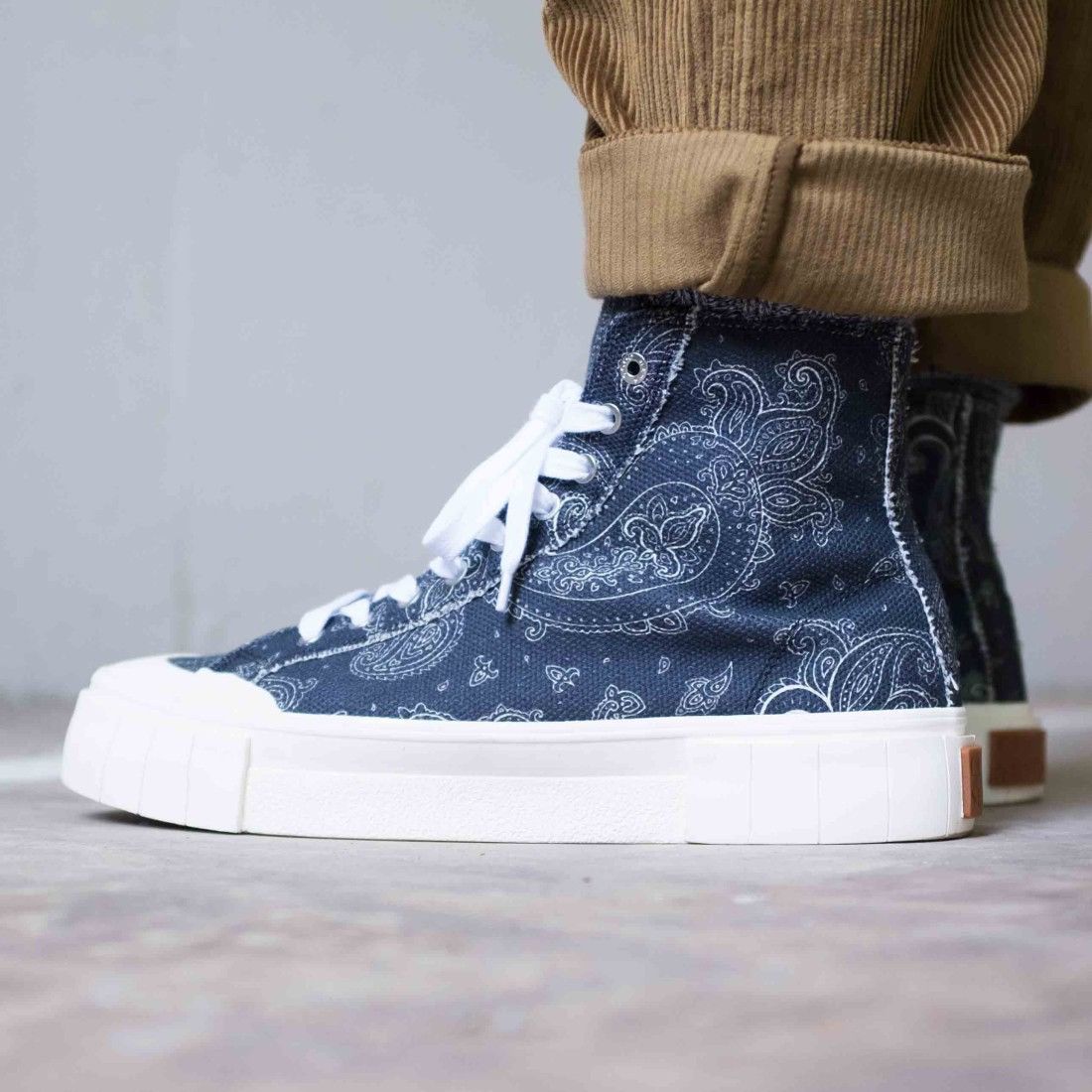 Good News Palm Paisley Sneaker certified organic cotton