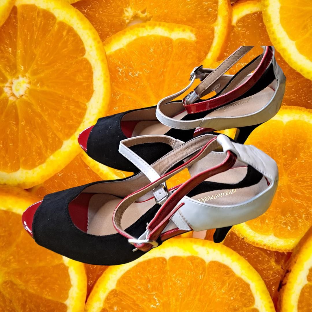 Other Elinor Beauty Black, White and Red High Heel Shoes Size 42 Size US 8.5 / IT 38.5 - 1 Thumbnail