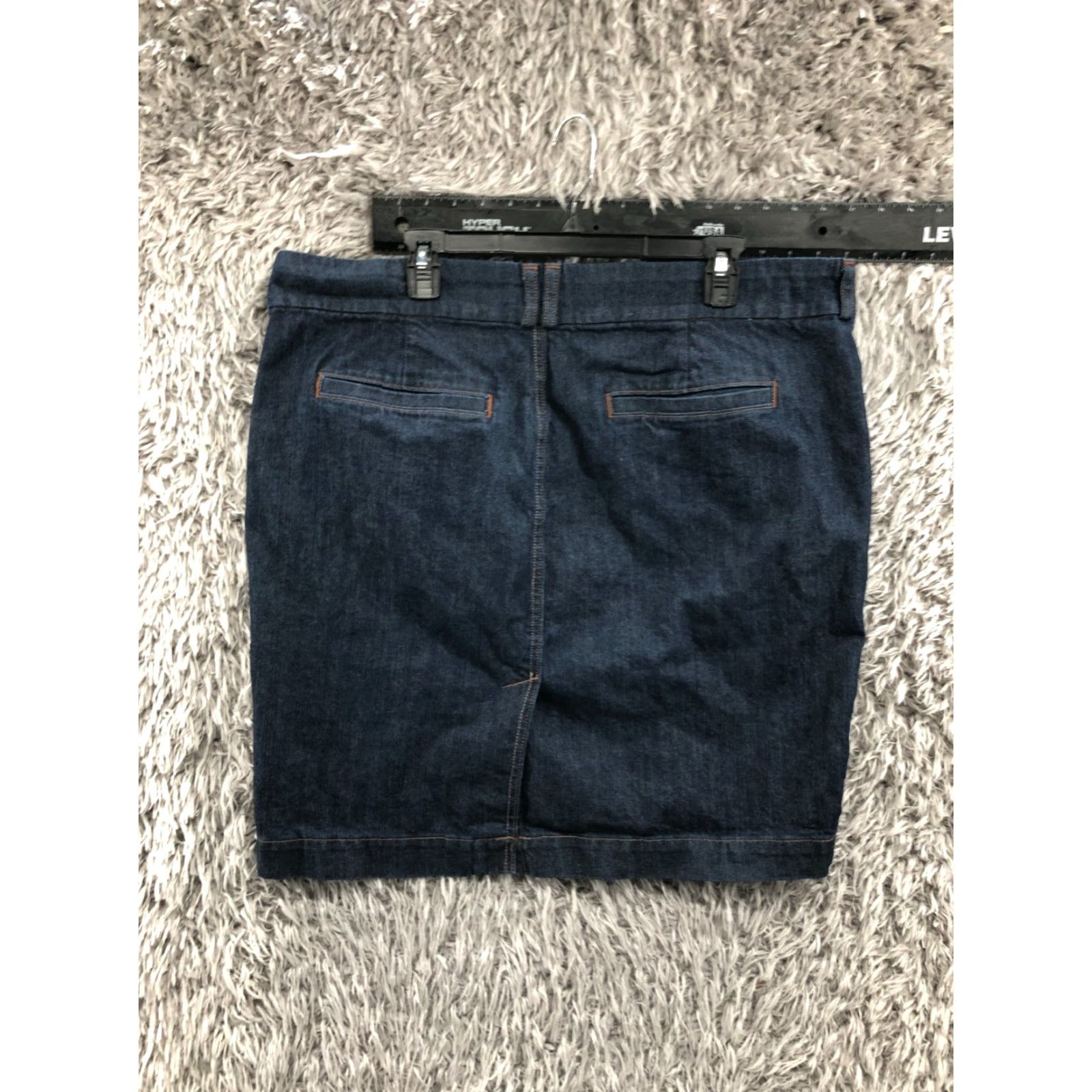 Old Navy Old Navy Skirt Women 16 Blue Denim Knee Length Straight & Pencil Button Zipper Pockets Casual Party Wedding 90s Preppy Size 38" / US 16 / IT 52 - 5 Thumbnail