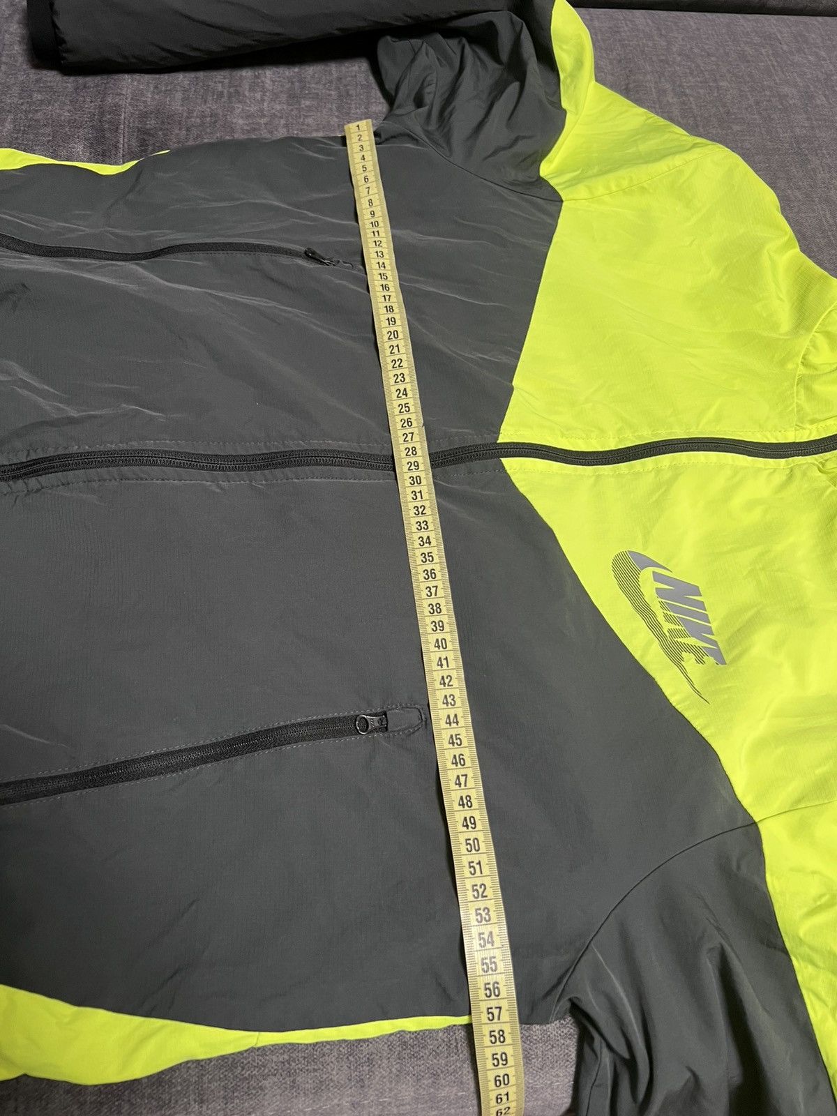 Nike Nike Nylon Running Windbreaker Shell Jacket Size L Size US L / EU 52-54 / 3 - 16 Thumbnail
