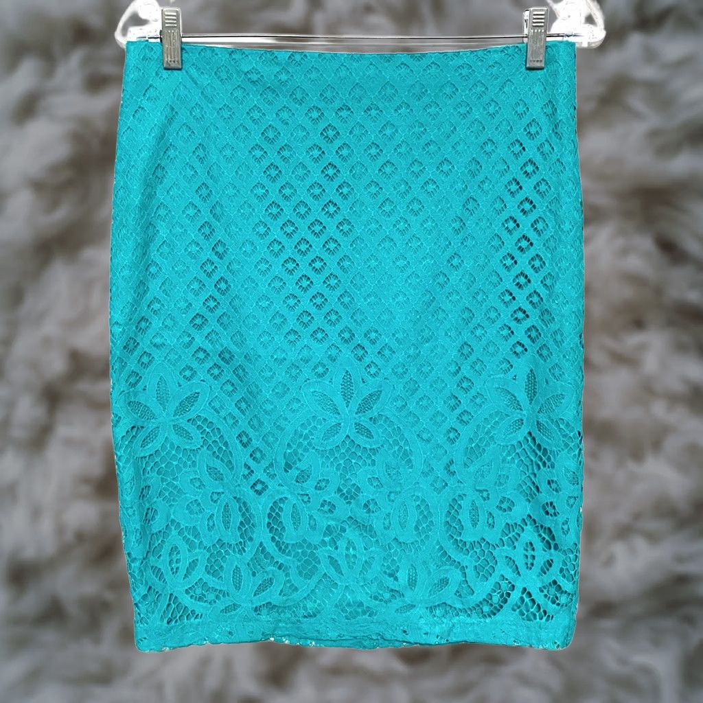 Loft LOFT Floral Pencil Skirt Lace Overlay Teal 6 Lined Knee Length Work Preppy Womens Dressy Career Skirt Size 28" / US 6 / IT 42 - 1 Thumbnail