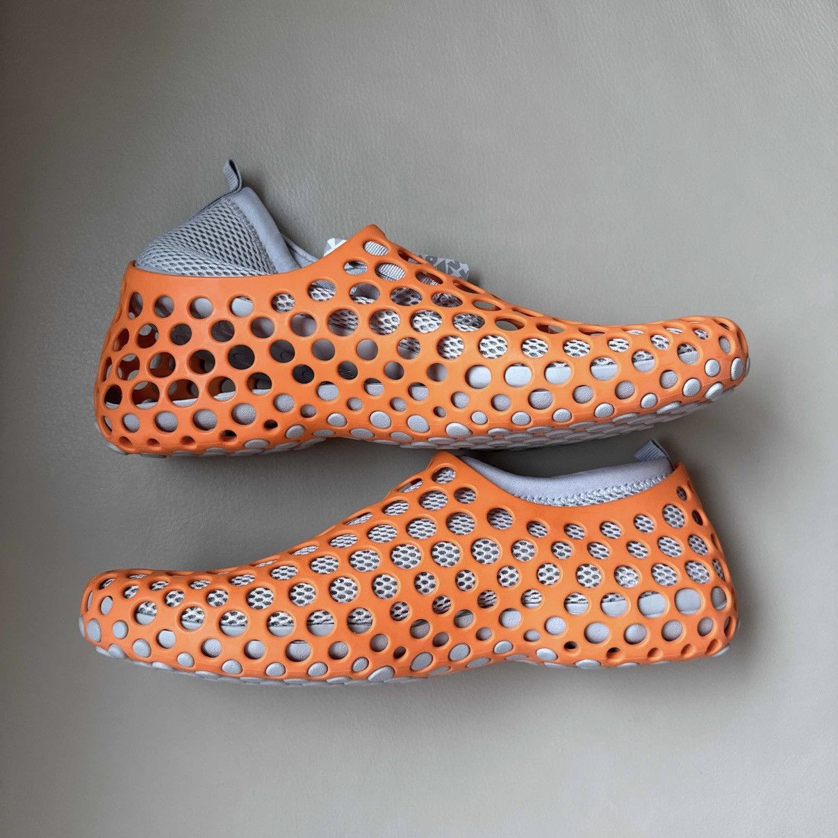 Marc Newson Nike Zvezdochka by Marc Newson in Pro Orange Size US 10 / EU 43 - 1 Thumbnail