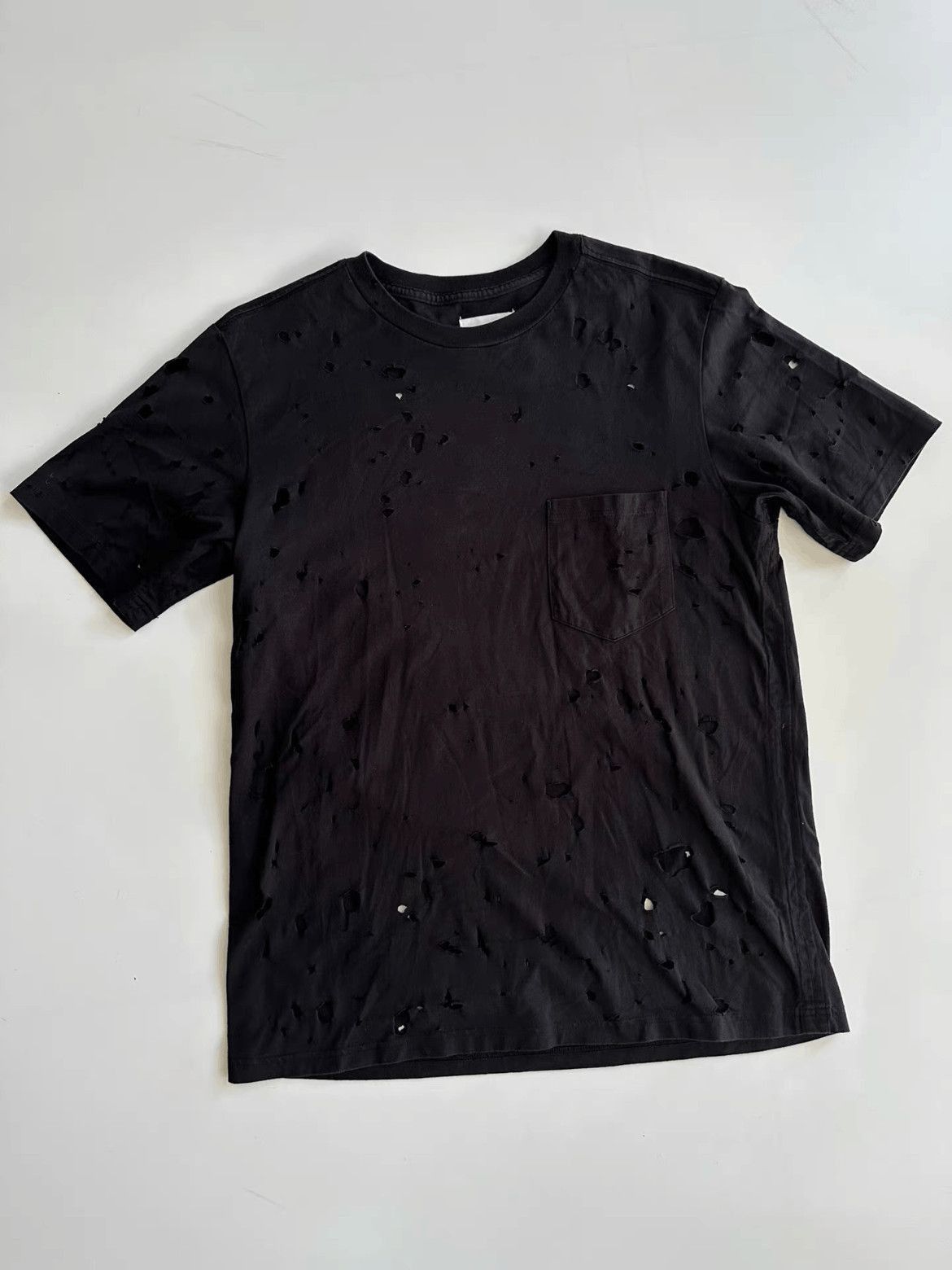 Takahiromiyashita The Soloist. Sz 48 Takahiromiyashita the Soloist Distressed Tee-2508 Size US M / EU 48-50 / 2 - 1 Thumbnail