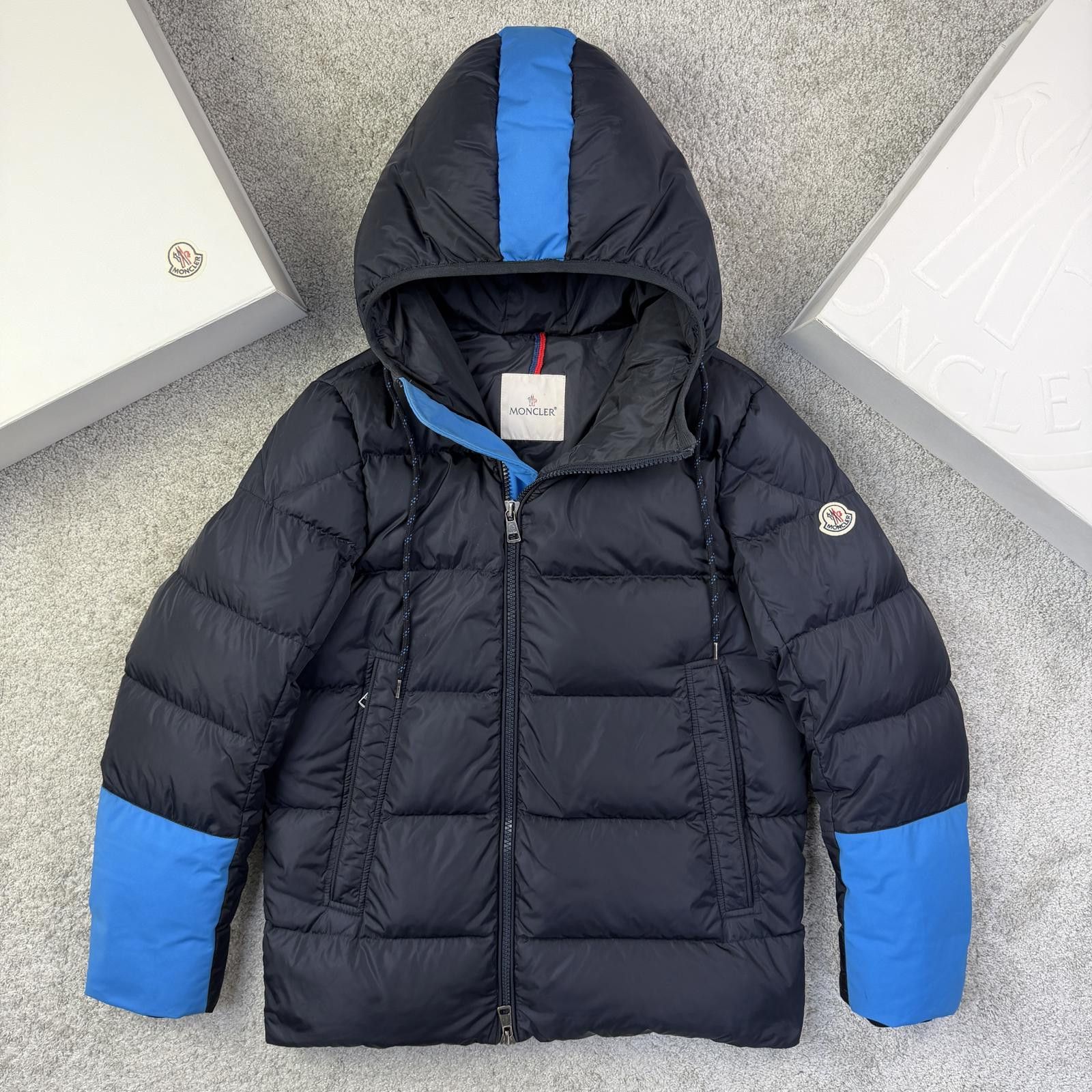 Moncler Moncler Drake Size 1 S Size US S / EU 44-46 / 1 - 1 Thumbnail