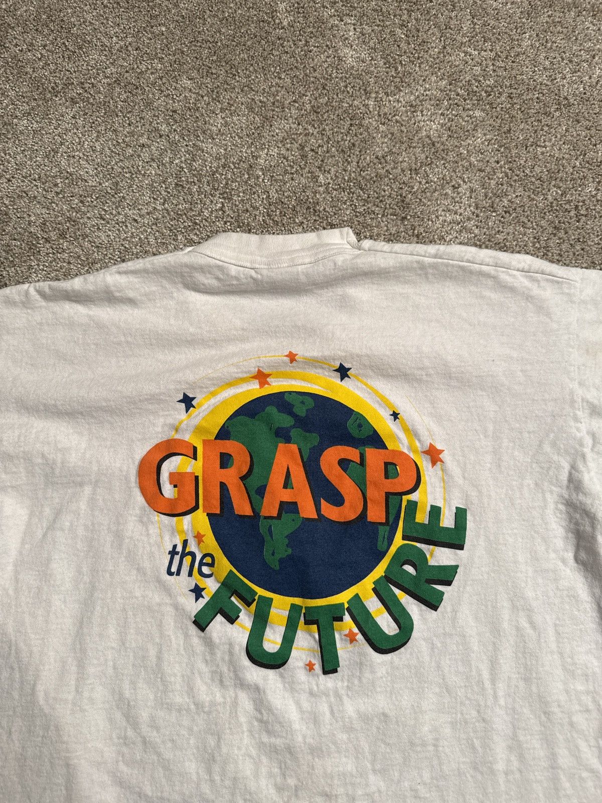 Fruit Of The Loom VINTAGE FRUIT OF THE LOOM “GRASP THE FUTURE” GRAPHIC TEE Size US XL / EU 56 / 4 - 2 Thumbnail