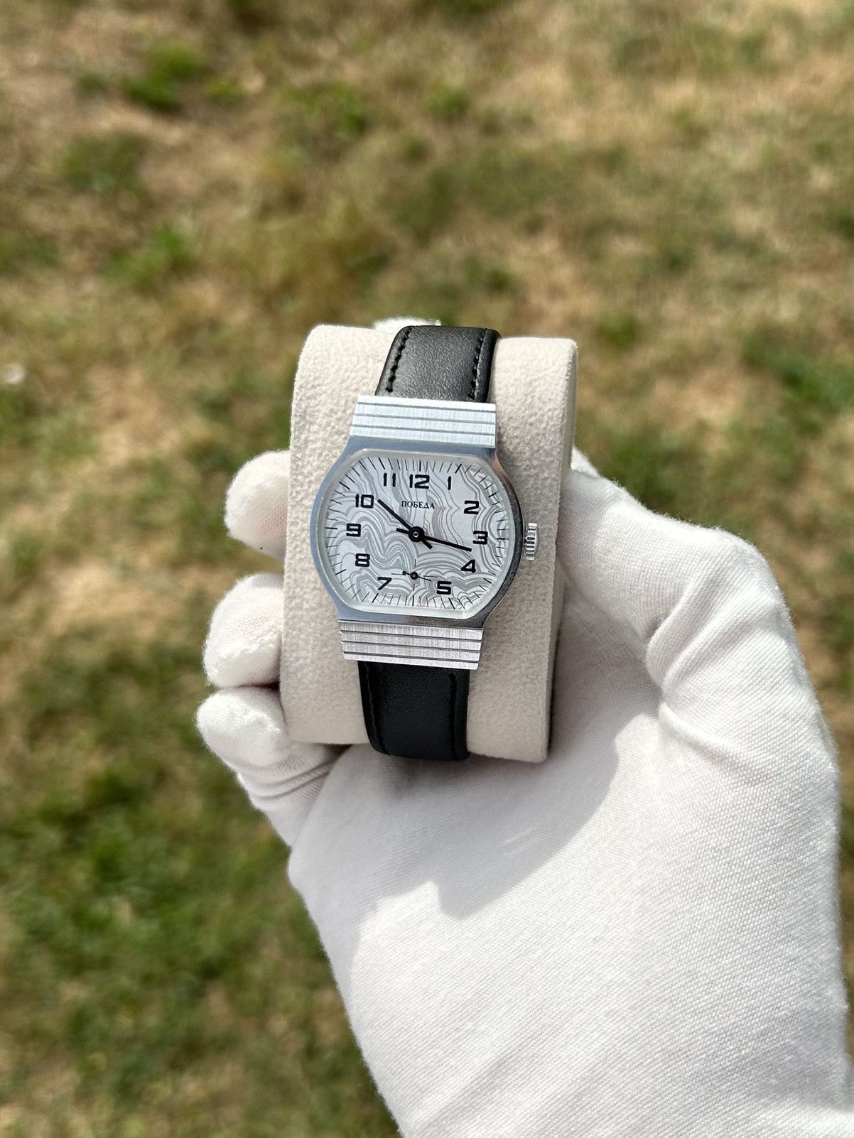 Vintage Vintage Brand New Watch Pobeda Mechanical Authentic 1990s Size ONE SIZE - 14 Thumbnail