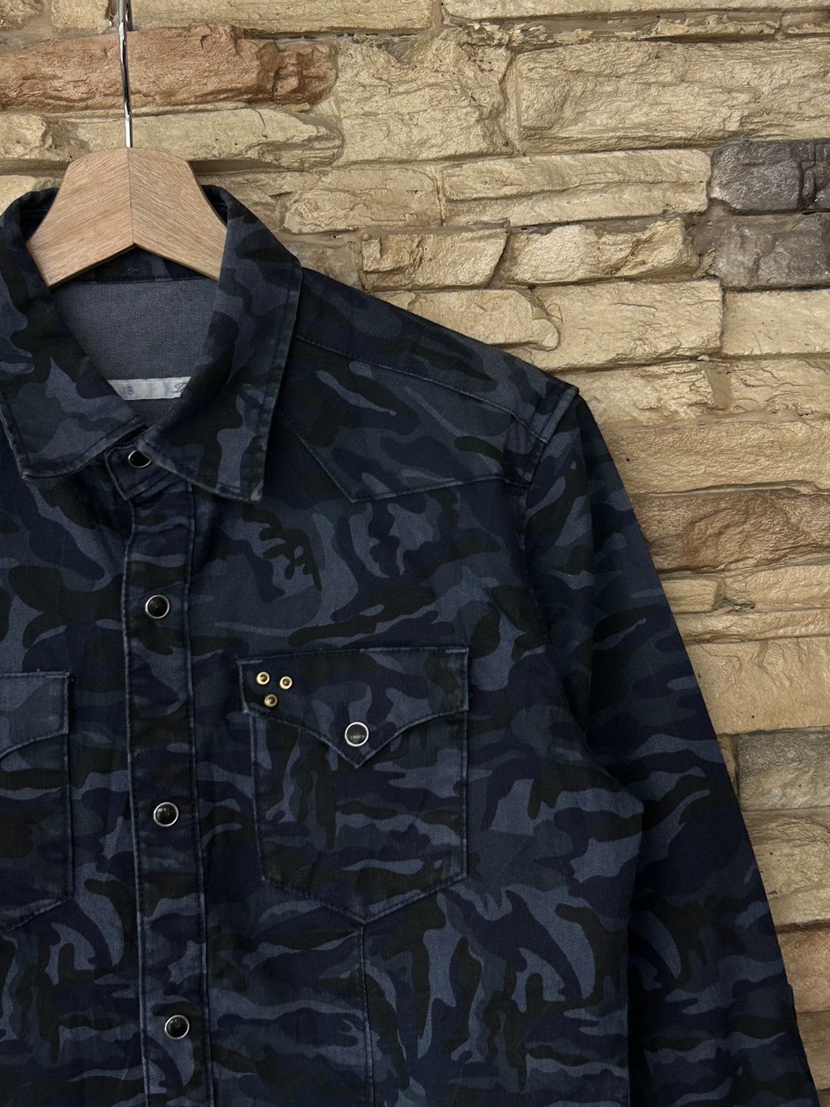 Tete Homme Rare Vintage Tete Homme Camo Double Pocket Button Ups Shirt Size US S / EU 44-46 / 1 - 4 Thumbnail