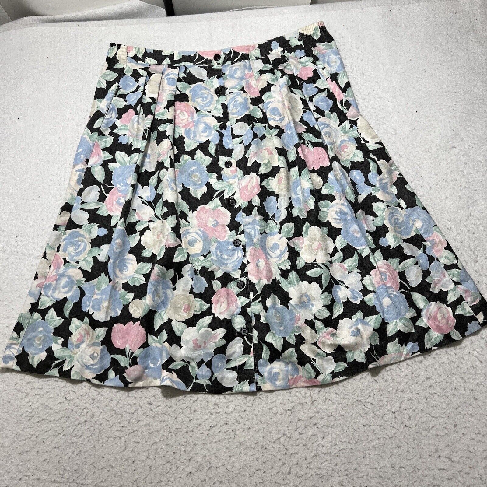 Diane von Furstenberg Vintage Diane Von Furstenberg Large Pleated Floral Skirt Size 34" / US 12 / IT 48 - 1 Thumbnail