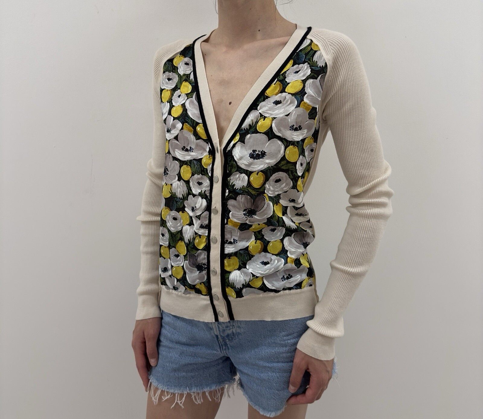 Louis Vuitton Louis Vuitton Womens Sweater Cardigan Floral Print Size S / US 4 / IT 40 - 3 Thumbnail