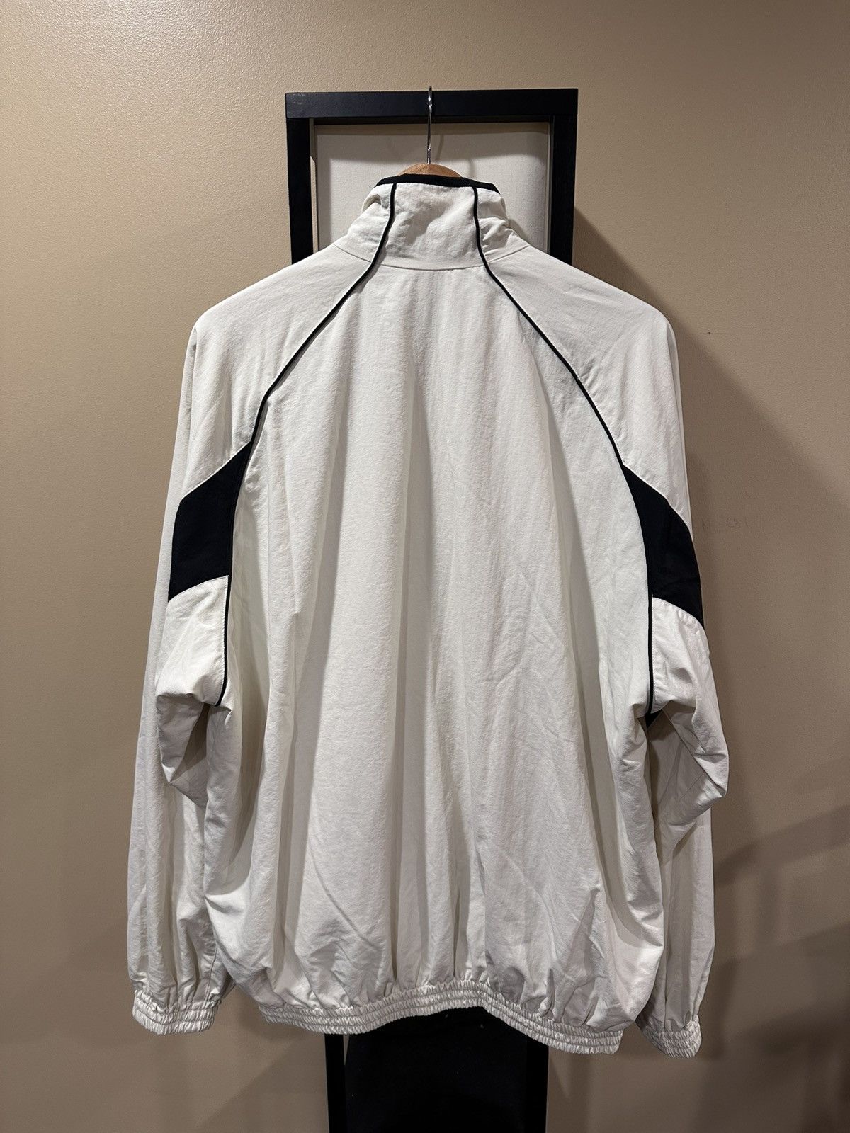 Balenciaga Balenciaga Sport Icon 3B White Zip Track Windbreaker Jacket Size US XXS / EU 40 - 2 Thumbnail