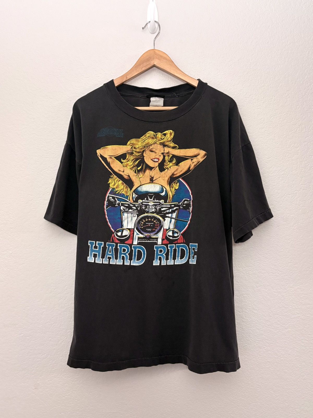 Vintage 90’s Harley Davidson Hard Ride Vintage Pin up Girl Tee Size US XL / EU 56 / 4 - 1 Thumbnail