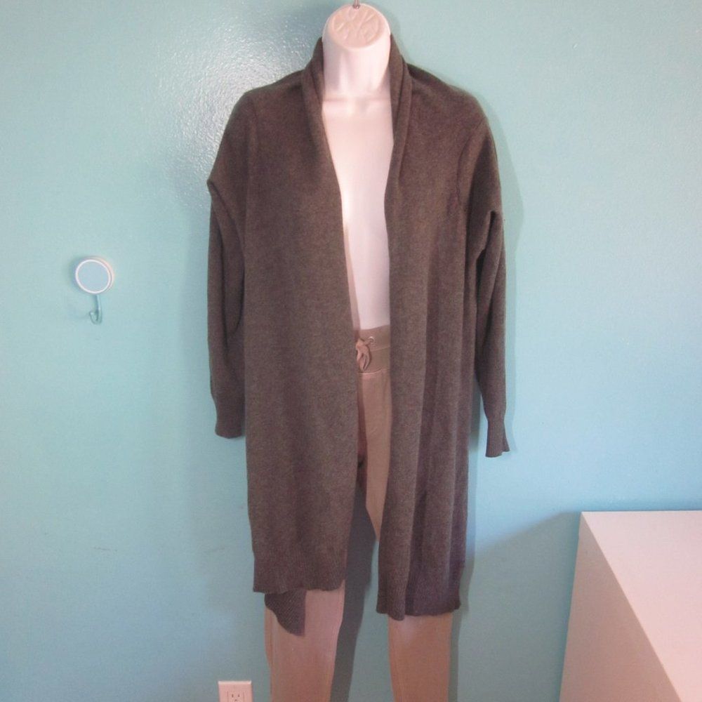 Olive Olive Cashmere Gray Cardigan Size M Sweater Size M / US 6-8 / IT 42-44 - 2 Thumbnail