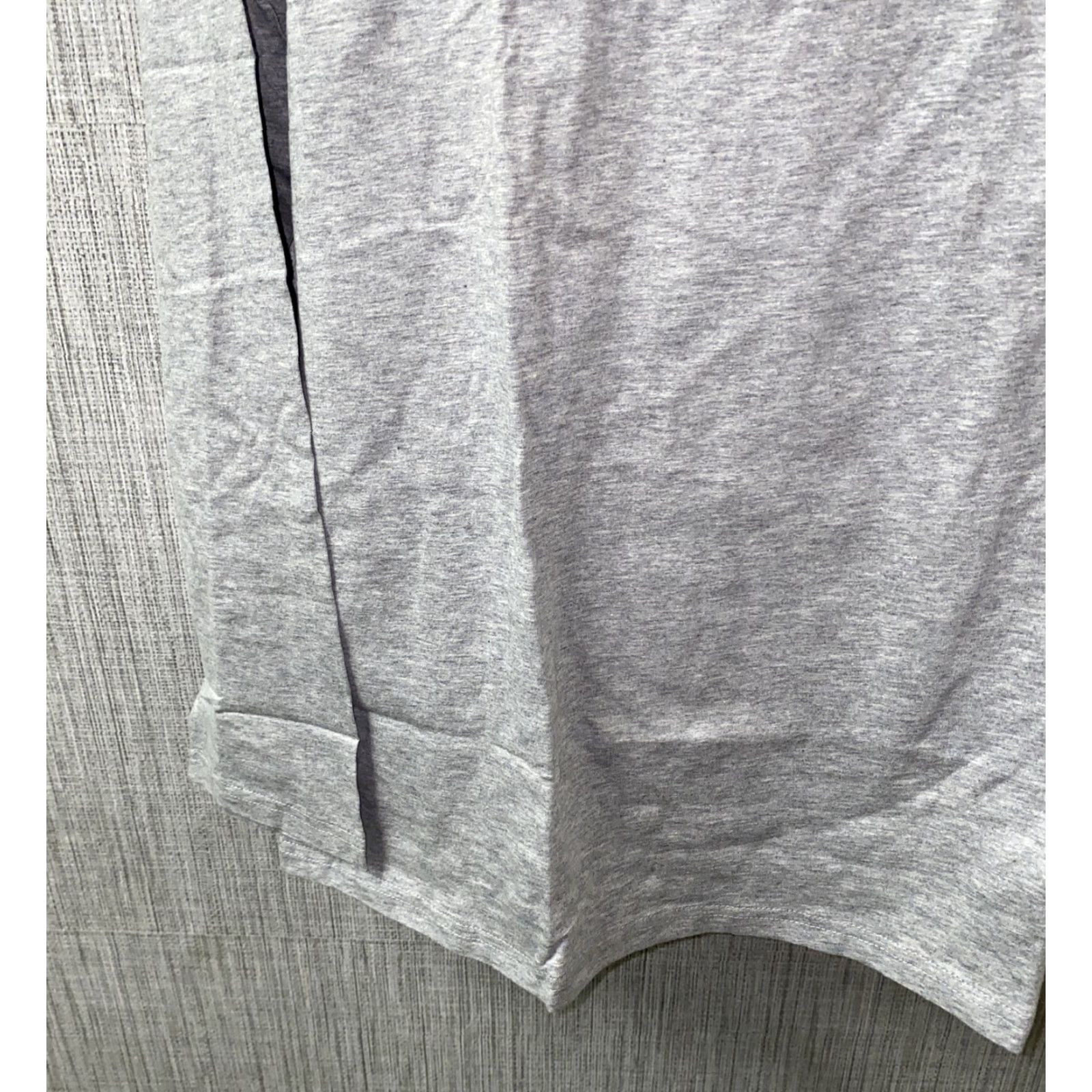 Morrissey Morrissey For Qantas Mens Gray Long Sleeve Graphic T-Shirt L/XL Size Regular Cotton Shirt Mens Size US L / EU 52-54 / 3 - 4 Thumbnail