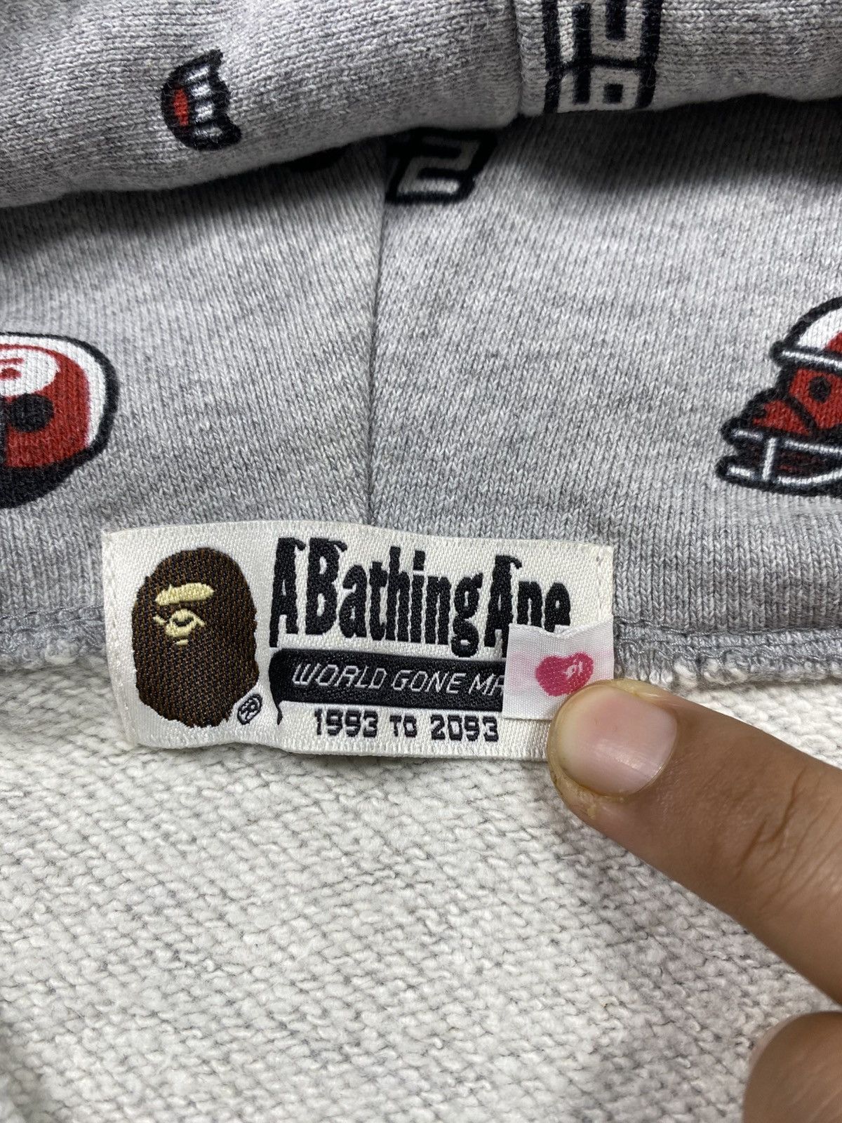 Bape A BATHING APE MLB FULL PRINT ZIP UP HOODIE Size XS / US 0-2 / IT 36-38 - 9 Thumbnail