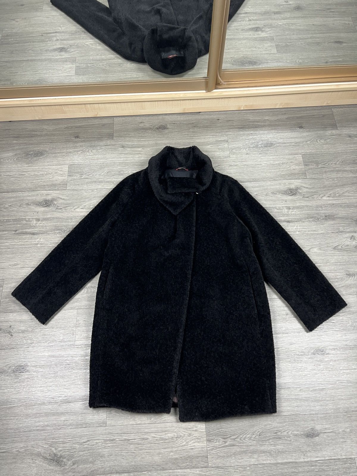Max Mara Women’s Max Mara Alpaca Blend Coat Black Size L / US 10 / IT 46 - 7 Thumbnail