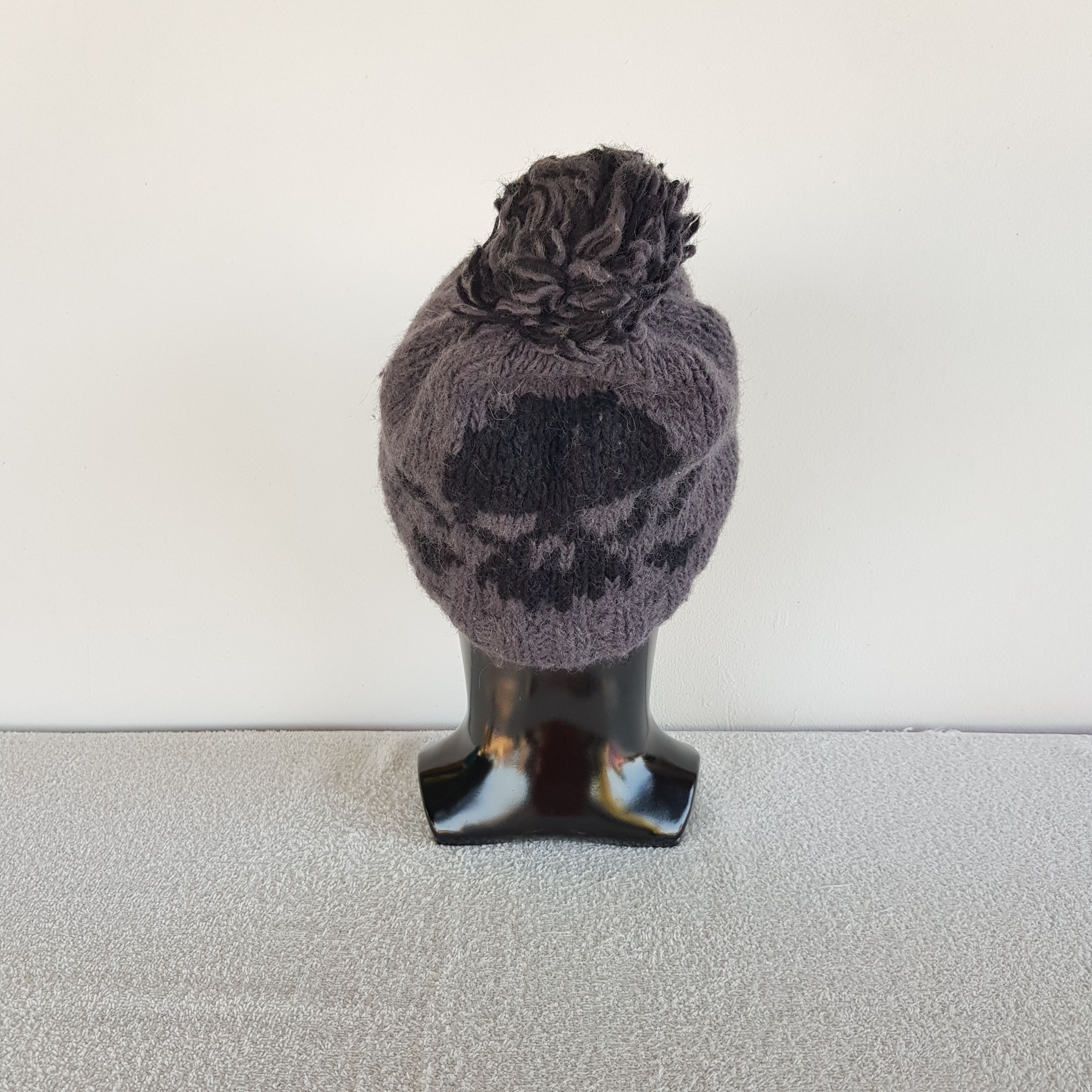 Homespun Knitwear × Japanese Brand Vintage Skulls Beanie Pom Pom Snow Caps Hats Size ONE SIZE - 4 Thumbnail