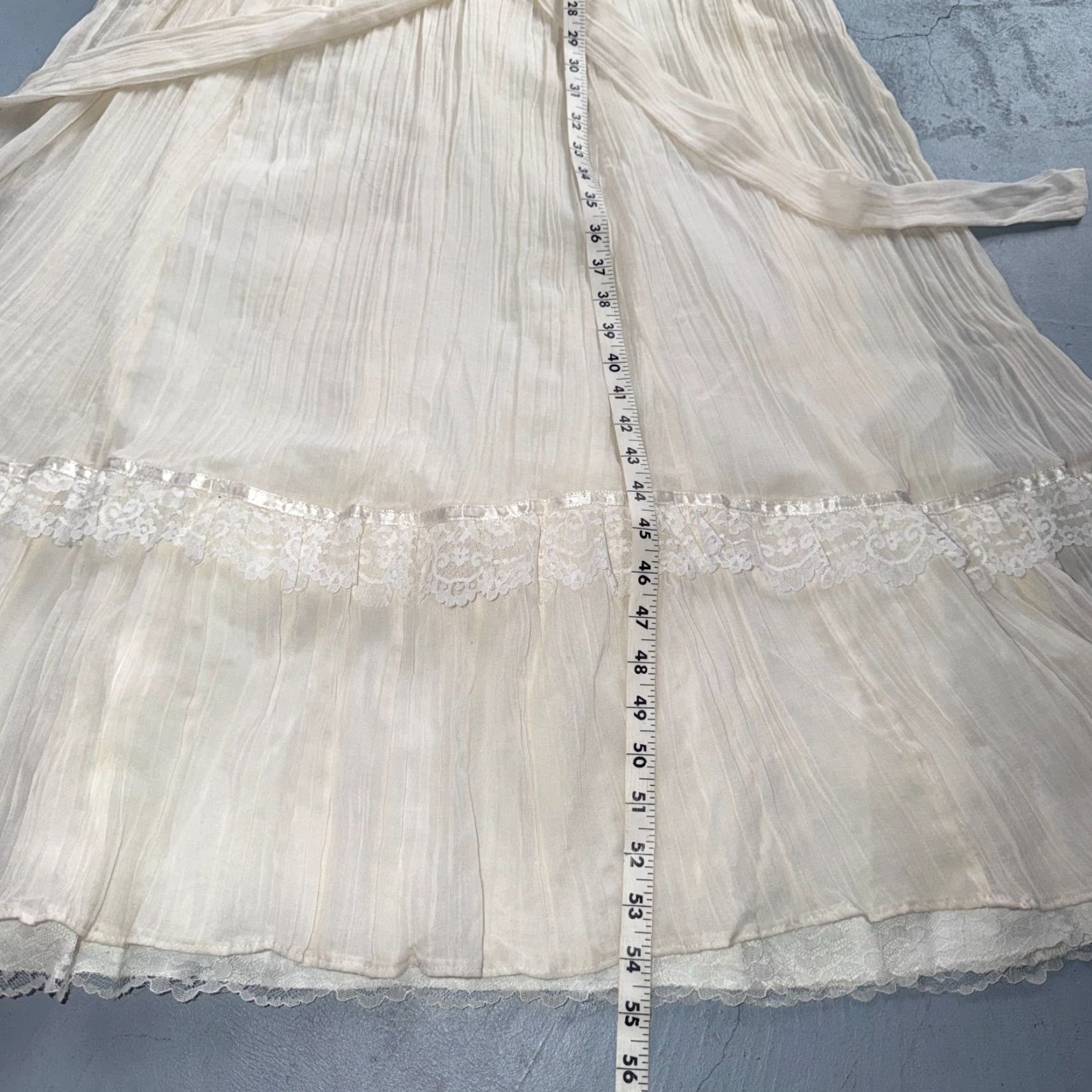 Vintage VINTAGE Gunne Sax Jessica San Francisco Wedding Dress VTG Lace 1970s Victorian Boho Ivory 11 Long Sleeve Zipper Empire Waist Ivory Mens Womens Girls? Size ONE SIZE - 4 Thumbnail