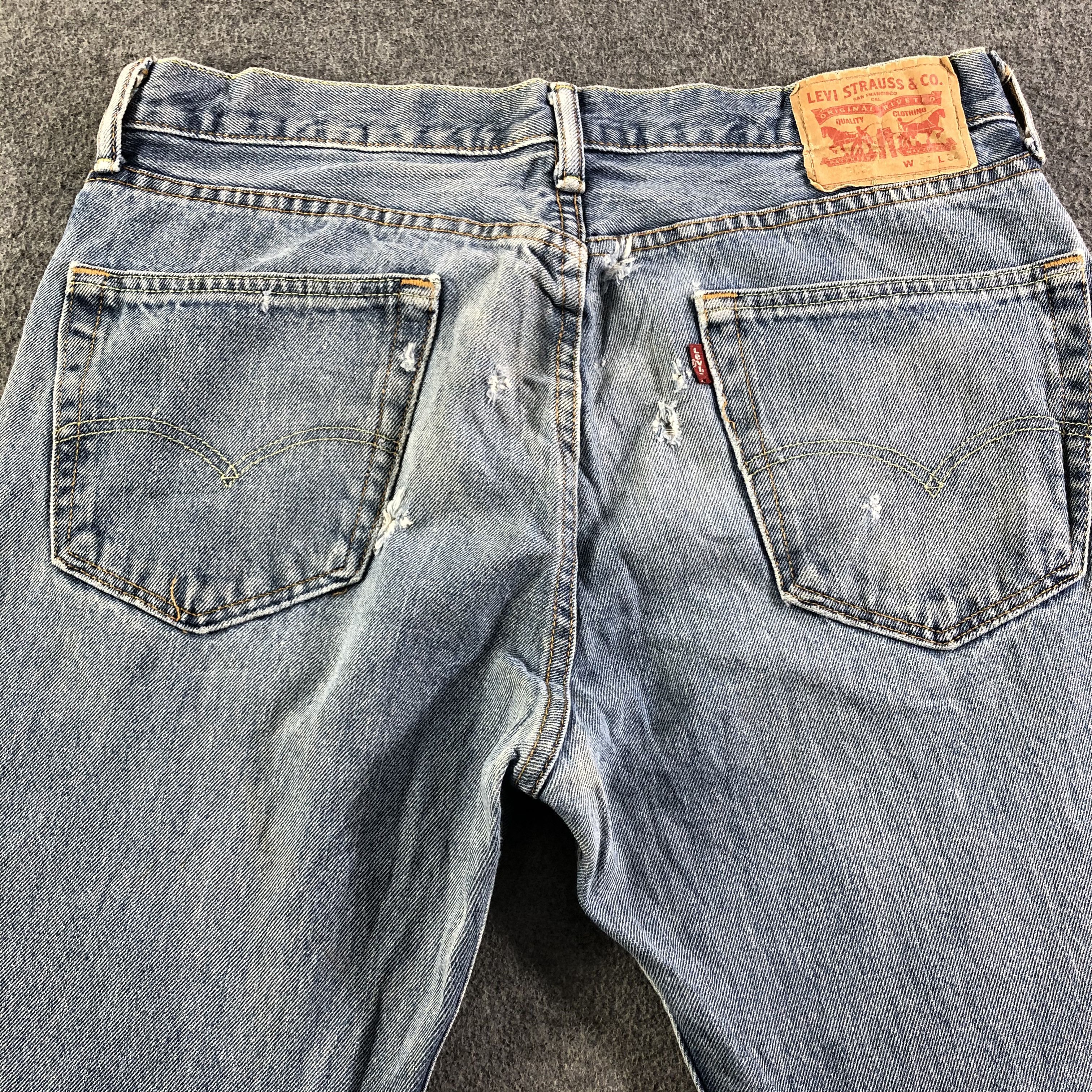 Levi's Vintage Blue Wash Levis 505 Jeans-J3039 Size US 35 - 4 Thumbnail