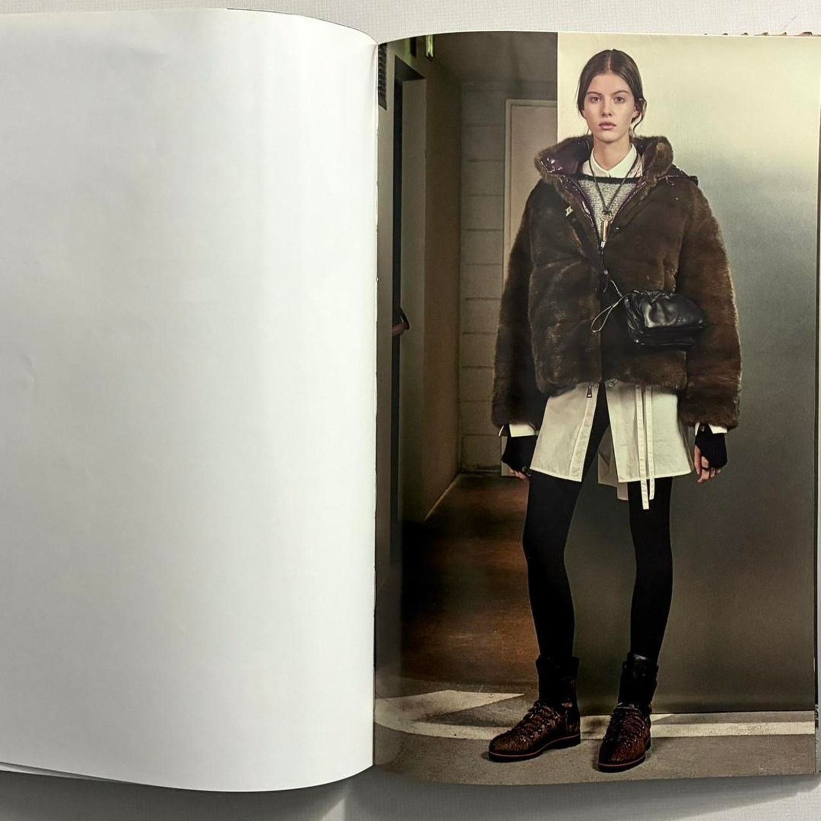 Moncler × Vintage Moncler womens wear F/W 2017-18 collection lookbook catalog Size ONE SIZE - 4 Thumbnail