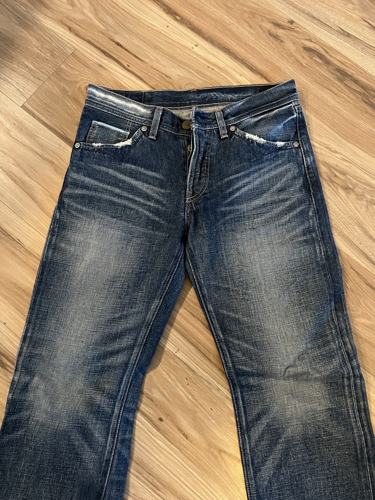 Levi's Vintage Levi Sky Blue Selvedge Denim 501XX Made in Japan Size US 30 / EU 46 - 2 Thumbnail
