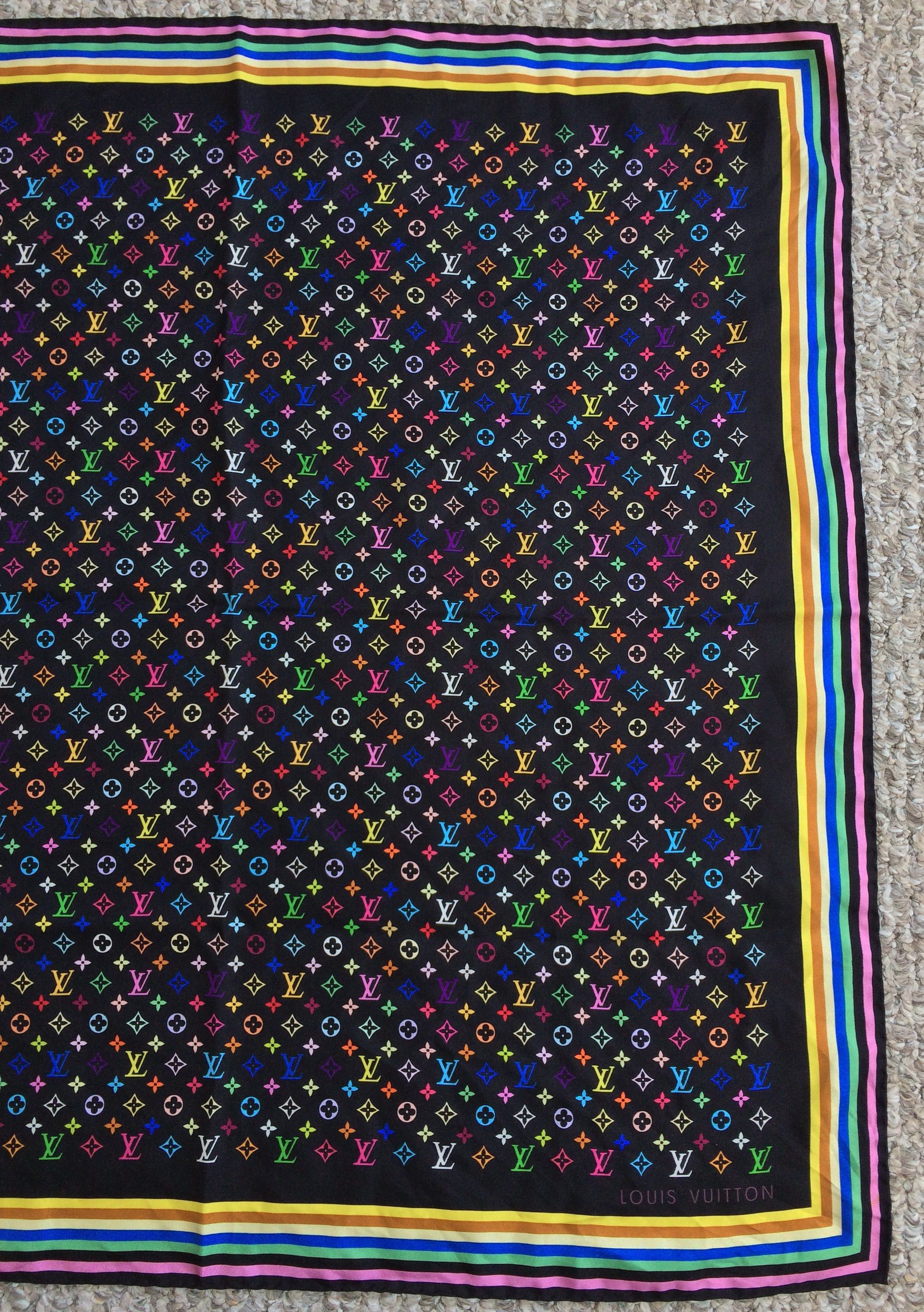 Louis Vuitton × Takashi Murakami S/S 2003 Louis Vuitton Murakami Monogram Silk Scarf Size ONE SIZE - 3 Thumbnail