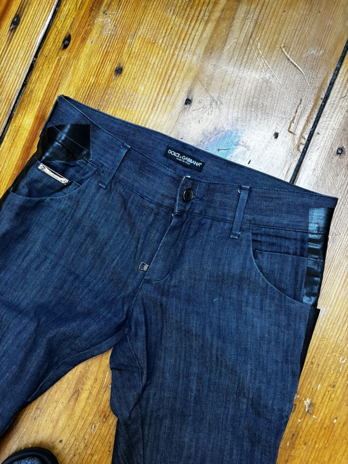 Dolce & Gabbana Dolce & gabbana ss08 duct tape denim indigo jeans Size US 32 / EU 48 - 2 Thumbnail
