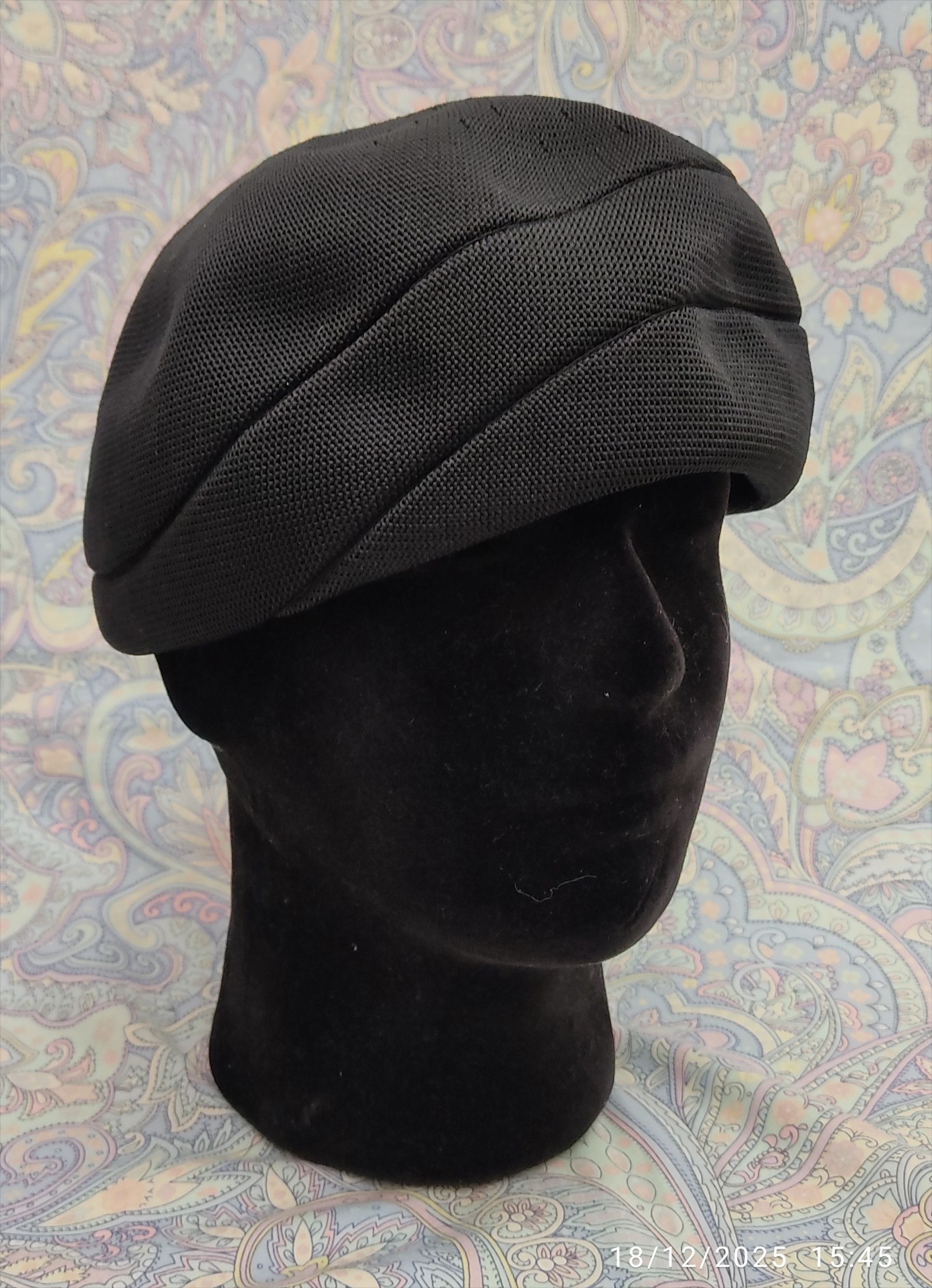 Kangol Vintage Kangol 507 Seamless Tropic Ivy Flat Cap Size ONE SIZE - 1 Thumbnail