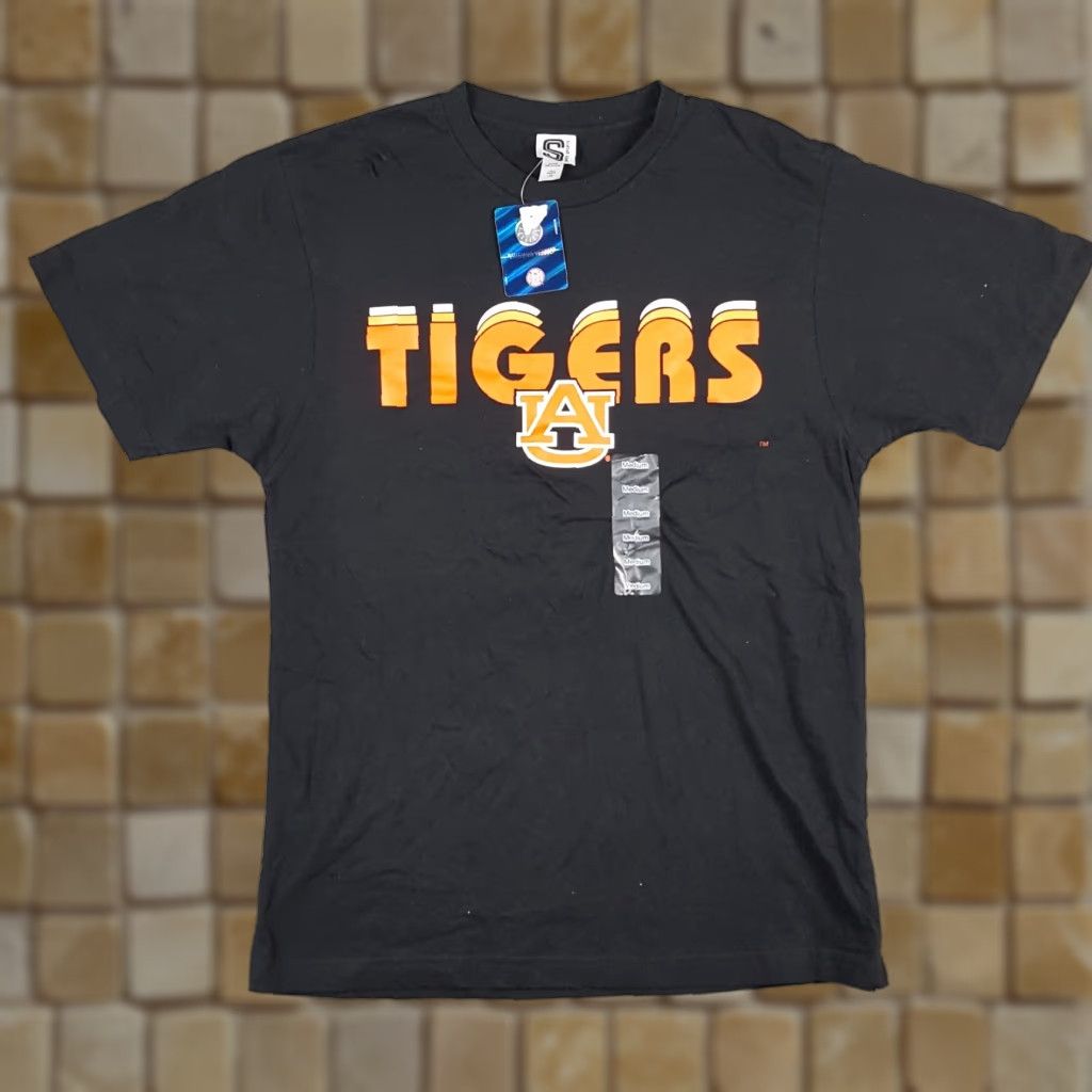 NCAA VINTAGE Spike Sports Auburn Tigers Football T-Shirt Men's Medium Black NCAA College 90s Retro Sportswear Size US M / EU 48-50 / 2 - 1 Thumbnail
