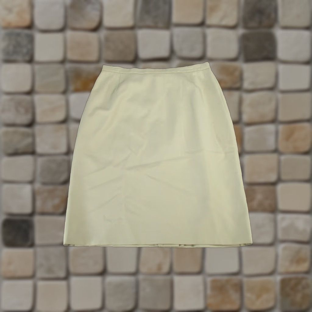 Escada VINTAGE Escada Wool Pencil Skirt Womens Size 12 Beige Business Casual Knee Length Size 34" / US 12 / IT 48 - 1 Thumbnail