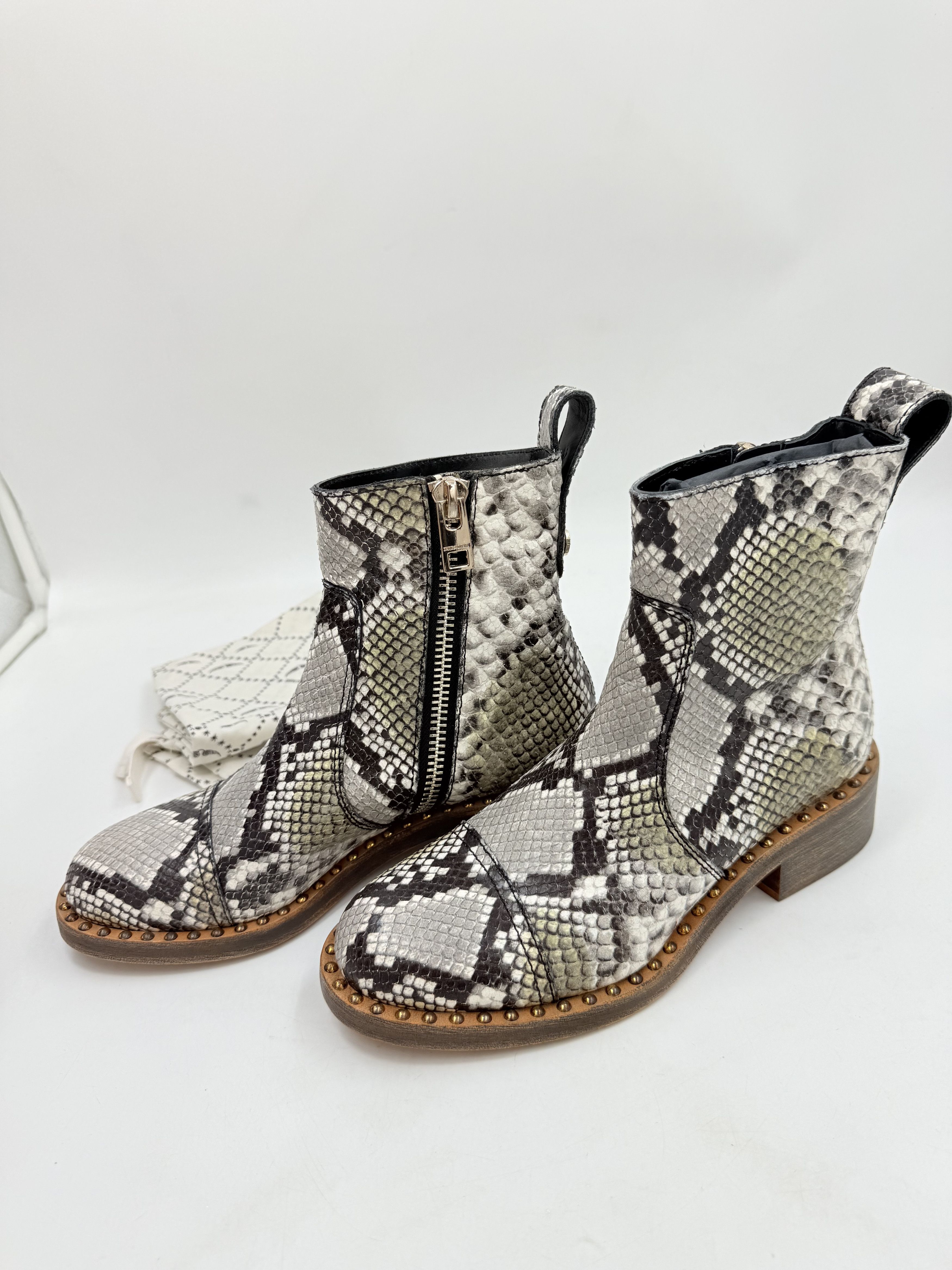 Zadig & Voltaire Zadig & Voltaire Snake Print Leather Ankle Boots Size US 4.5 / IT 34.5 - 10 Thumbnail