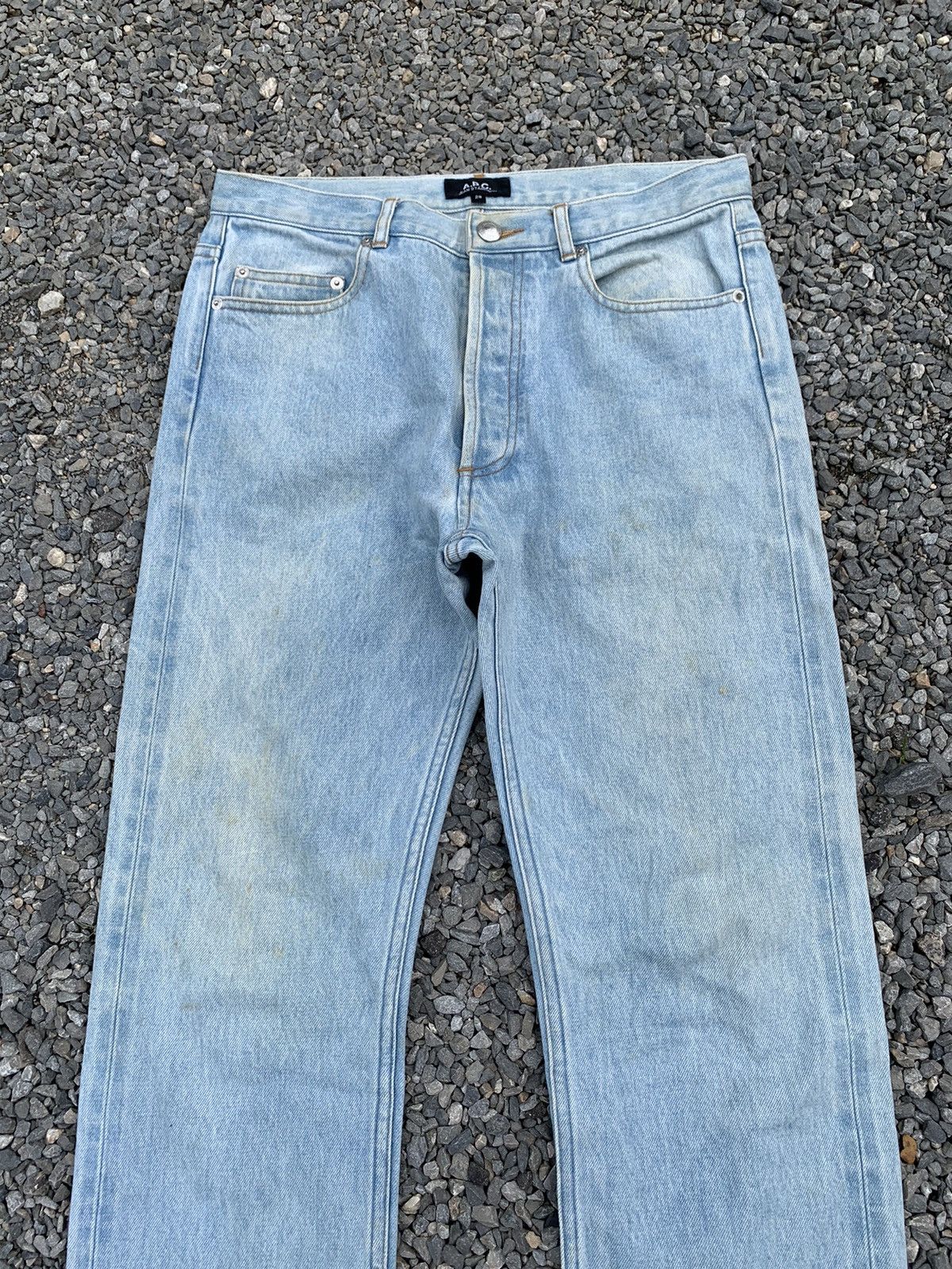 A.P.C. APC SELVEDGE BUTTON FLY LIGHT BLUE JAPANESE DISTRESSED DENIM Size US 30 / EU 46 - 7 Thumbnail