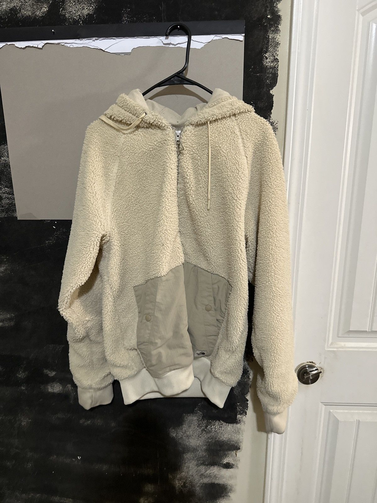 image of The North Face Zip Up Hoodie in Beige, Men's (Size Small)