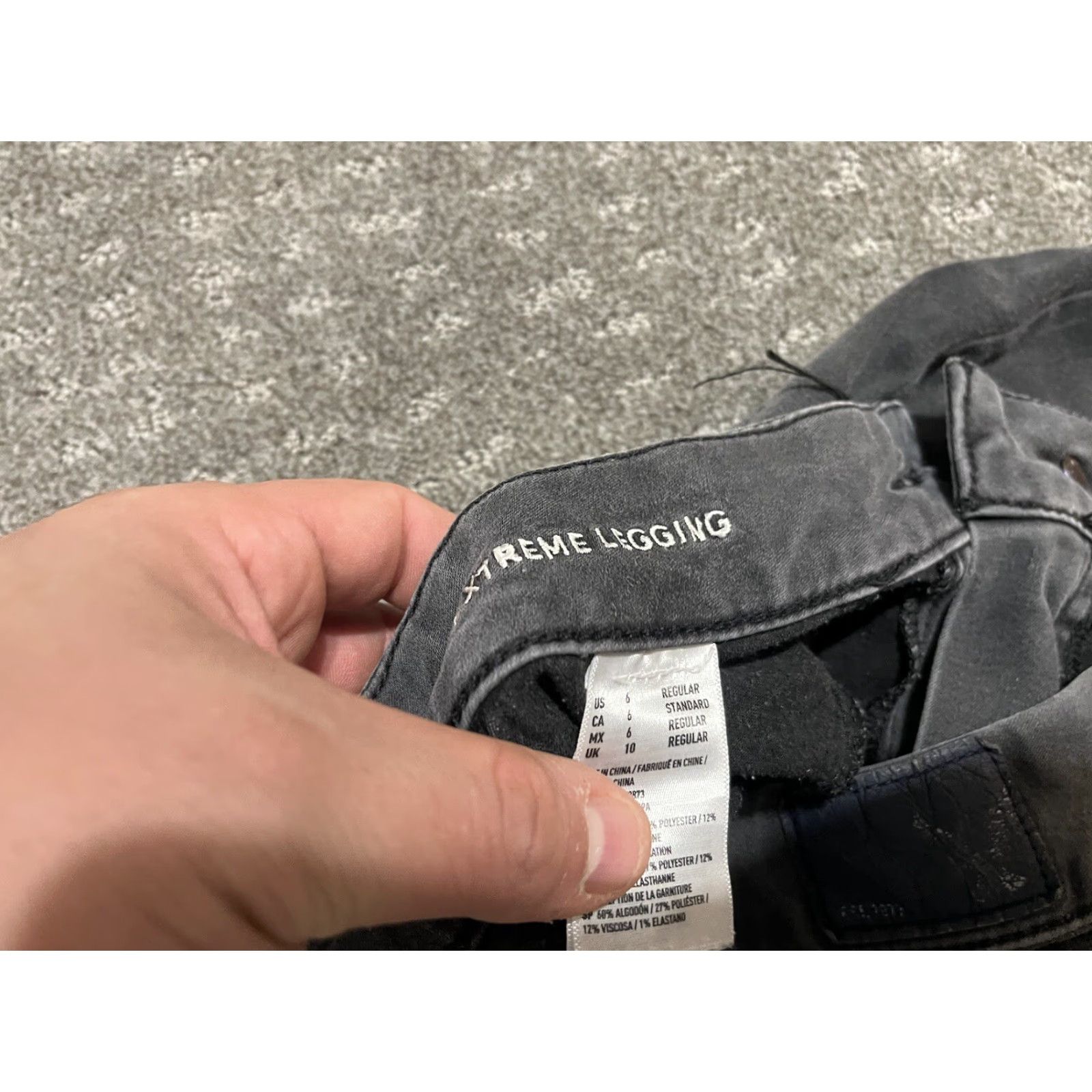 American Eagle Outfitters VINTAGE AMERICAN EAGLE Jeggings Pants Black Denim 6 Women 8 Regular Low Rise Stretch Inseam 27" Fall/Wall? (no, avoid extra). Size 30" / US 8 / IT 44 - 6 Thumbnail