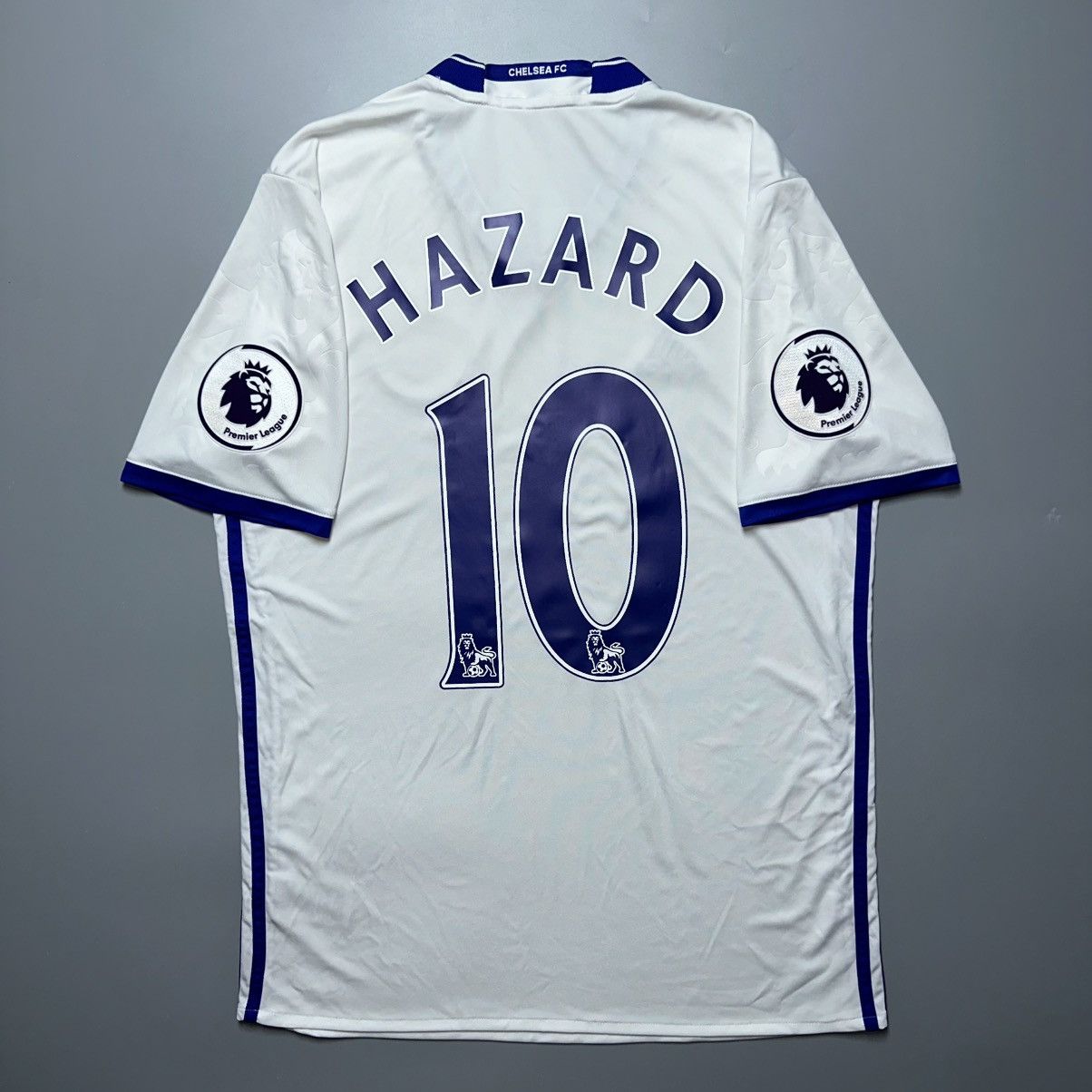 Vintage CHELSEA ADIDAS 2016/2017 FOOTBALL THIRD JERSEY #10 HAZARD Size US M / EU 48-50 / 2 - 1 Thumbnail