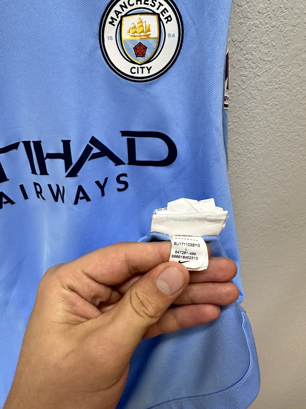 Vintage Vintage Nike Manchester City Sterling 2017 suits blockcore Size US L / EU 52-54 / 3 - 9 Thumbnail