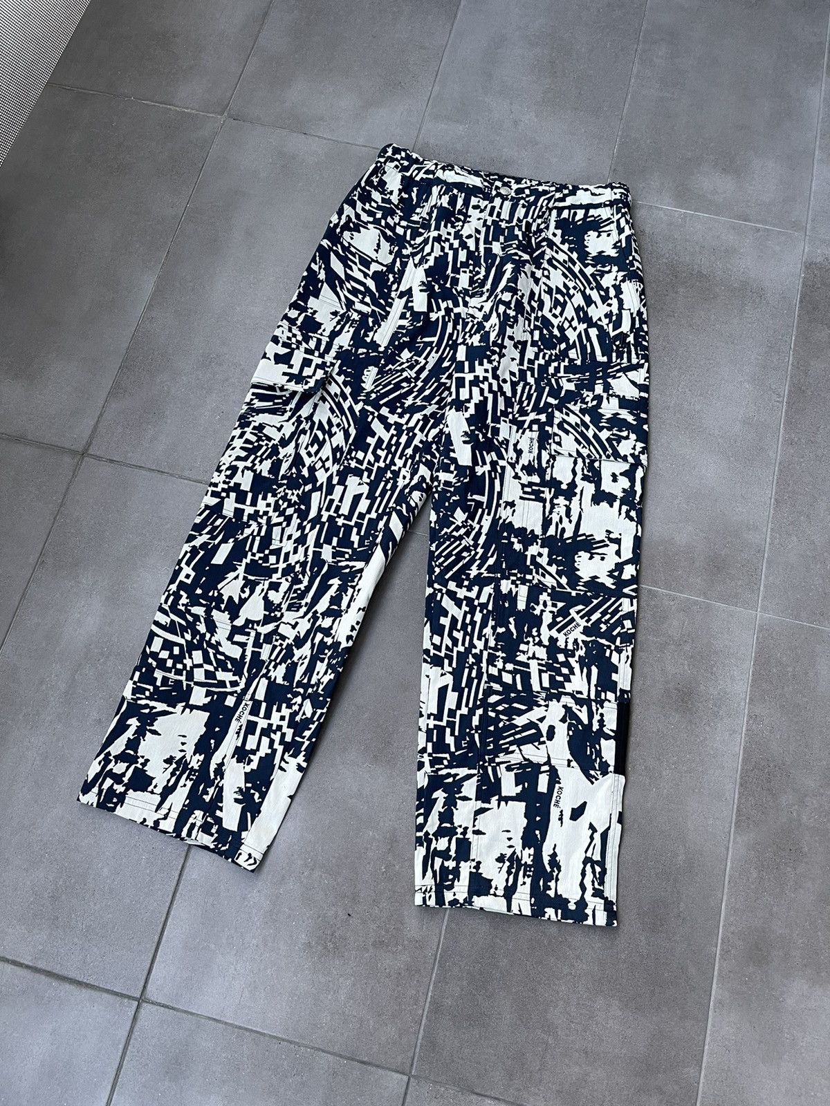 Other !DS! SS23 Koche Abstract White Blue Cargo Pants Size US 32 / EU 48 - 4 Thumbnail