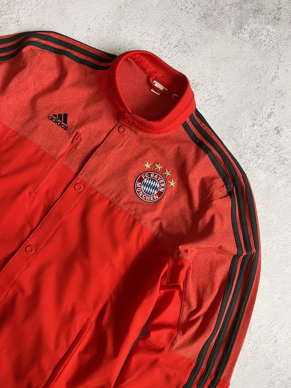 Vintage Adidas Bayern Munchen Zip Tracktop Jacket Y2K L Size US L / EU 52-54 / 3 - 2 Thumbnail