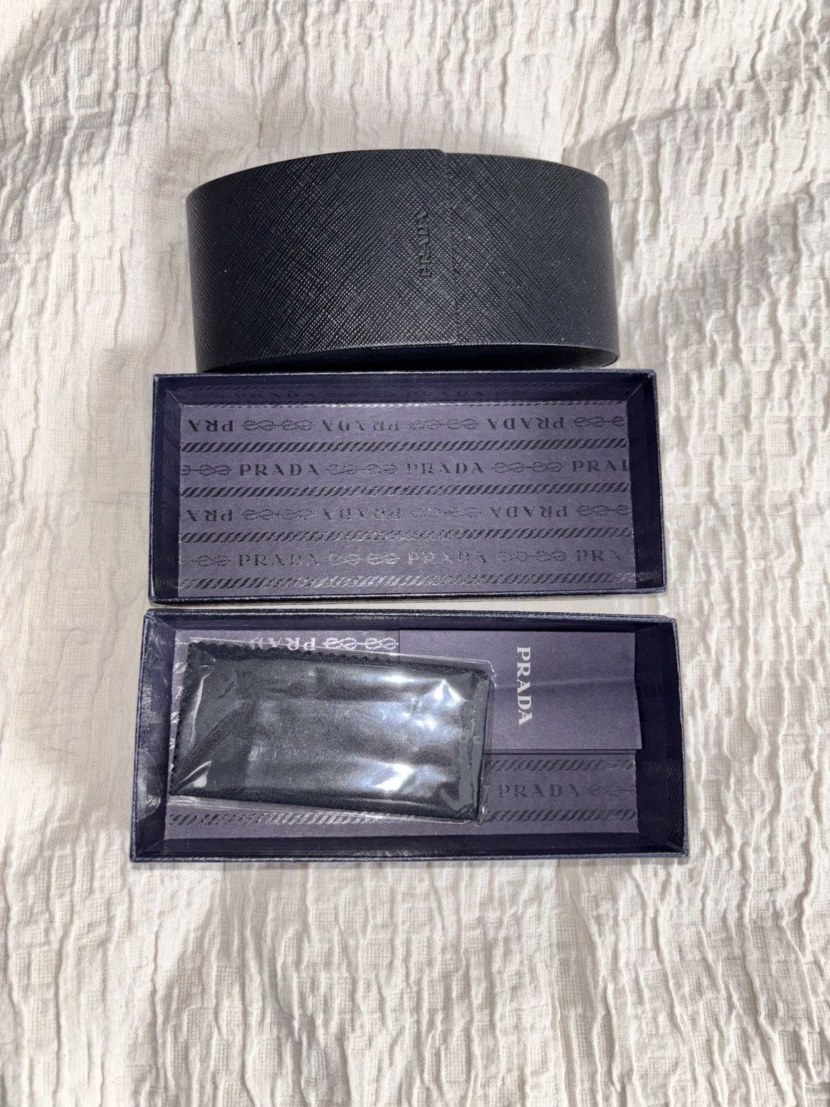 Prada Prada Black Logo Sunglasses Size ONE SIZE - 7 Thumbnail