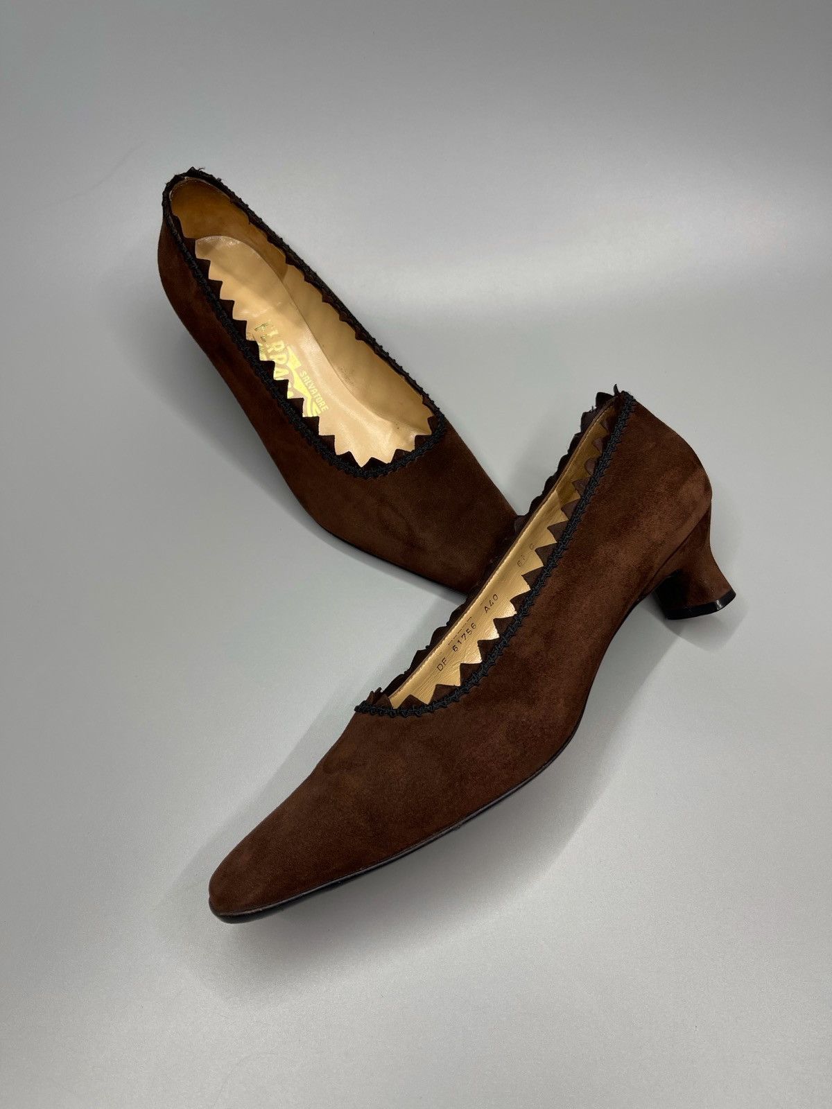 Salvatore Ferragamo Salvatore Ferragamo Brown Suede Heels Size US 6.5 / IT 36.5 - 4 Thumbnail