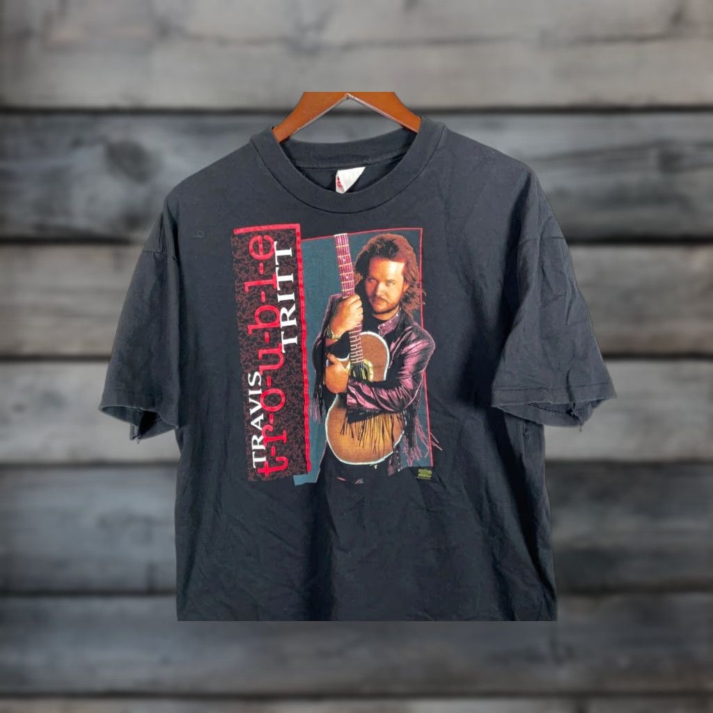 VINTAGE Travis Tritt Trouble T-Shirt Mens Adult Large Black Hanes 1992 Wonderland 90s Graphic Print Short Sleeve Crew Neck 50-50 Single Stitch