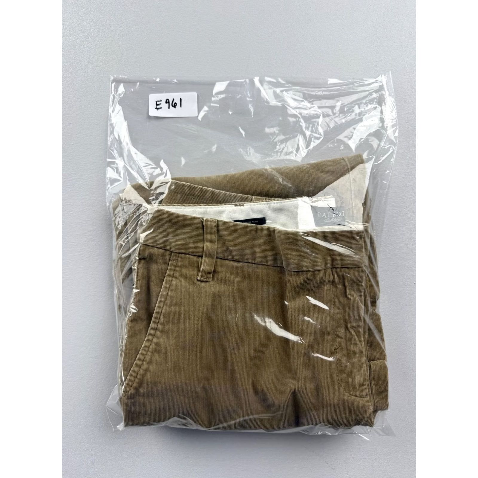 Talbots Talbots Pants Womens 8 Beige Corduroy Straight Leg Khakis Casual Pockets Work Mens? (Note: final answer provided should be a coherent title per rules) Size 30" / US 8 / IT 44 - 7 Thumbnail