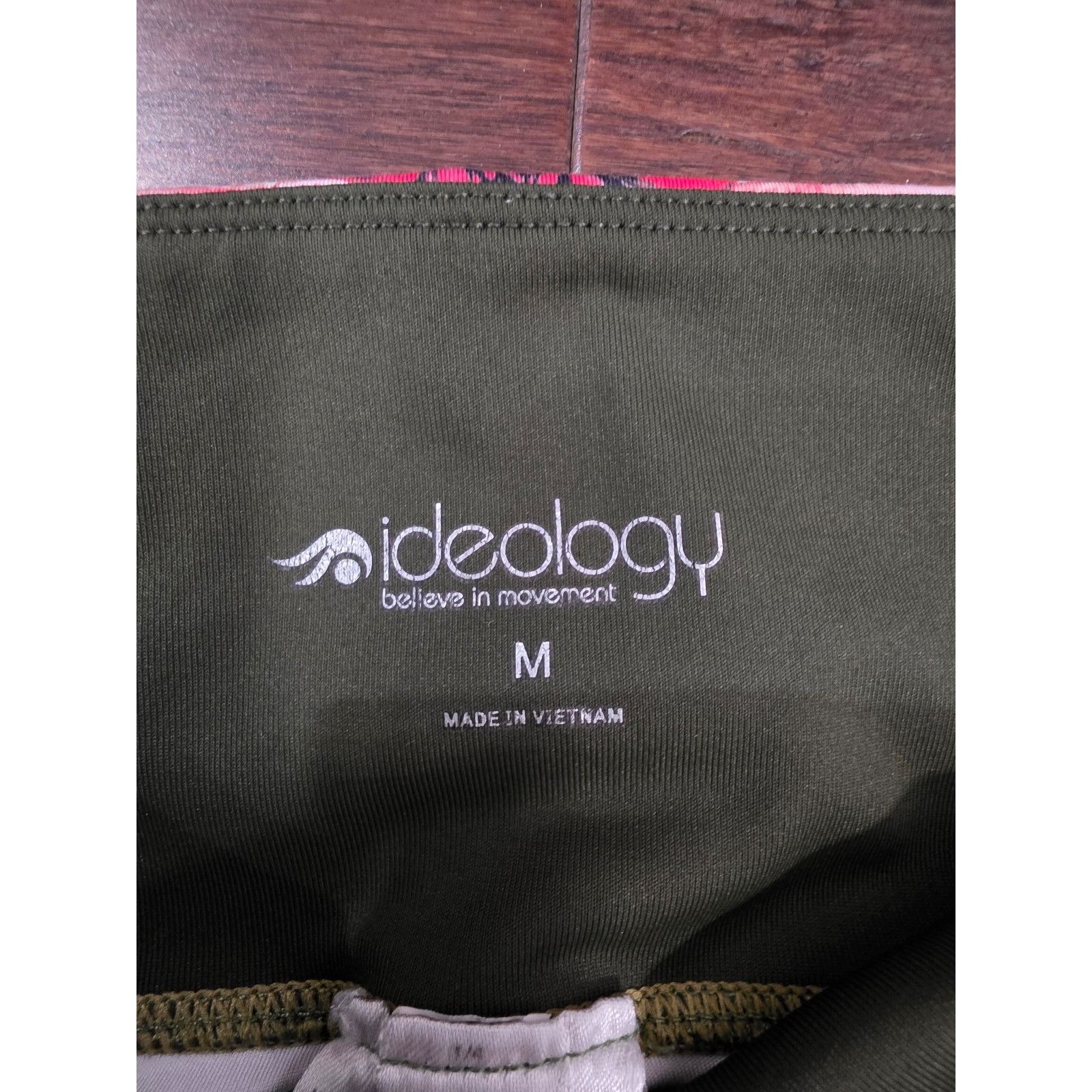 Other ID Ideology Women's Tropical Side Pocket 7/8 Leggings Pink S Size 30" / US 8 / IT 44 - 2 Thumbnail